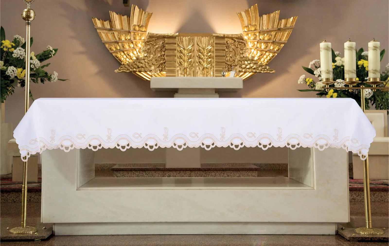 Altar cloth with front embroidery featuring the Eucharistic motif