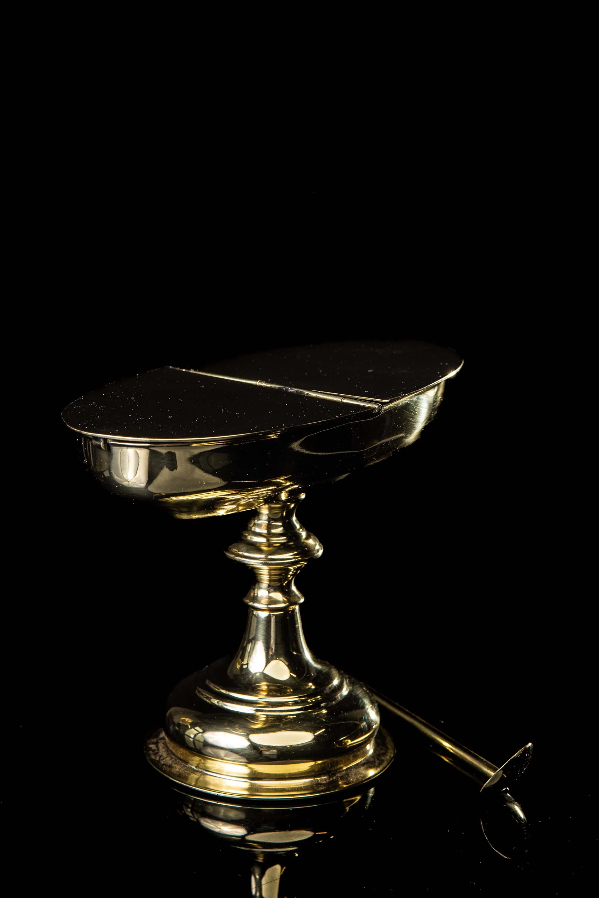 Brass Incense Boat with Spoon - Image 4