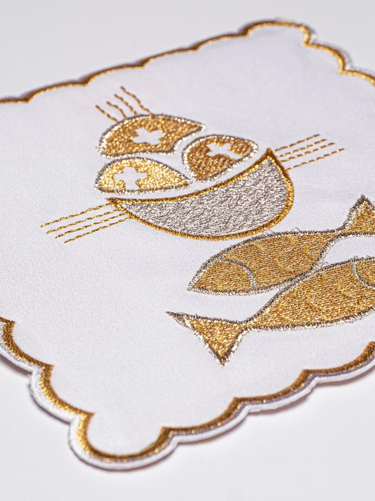Chalice Linens Embroidered Fish Symbol - Image 3