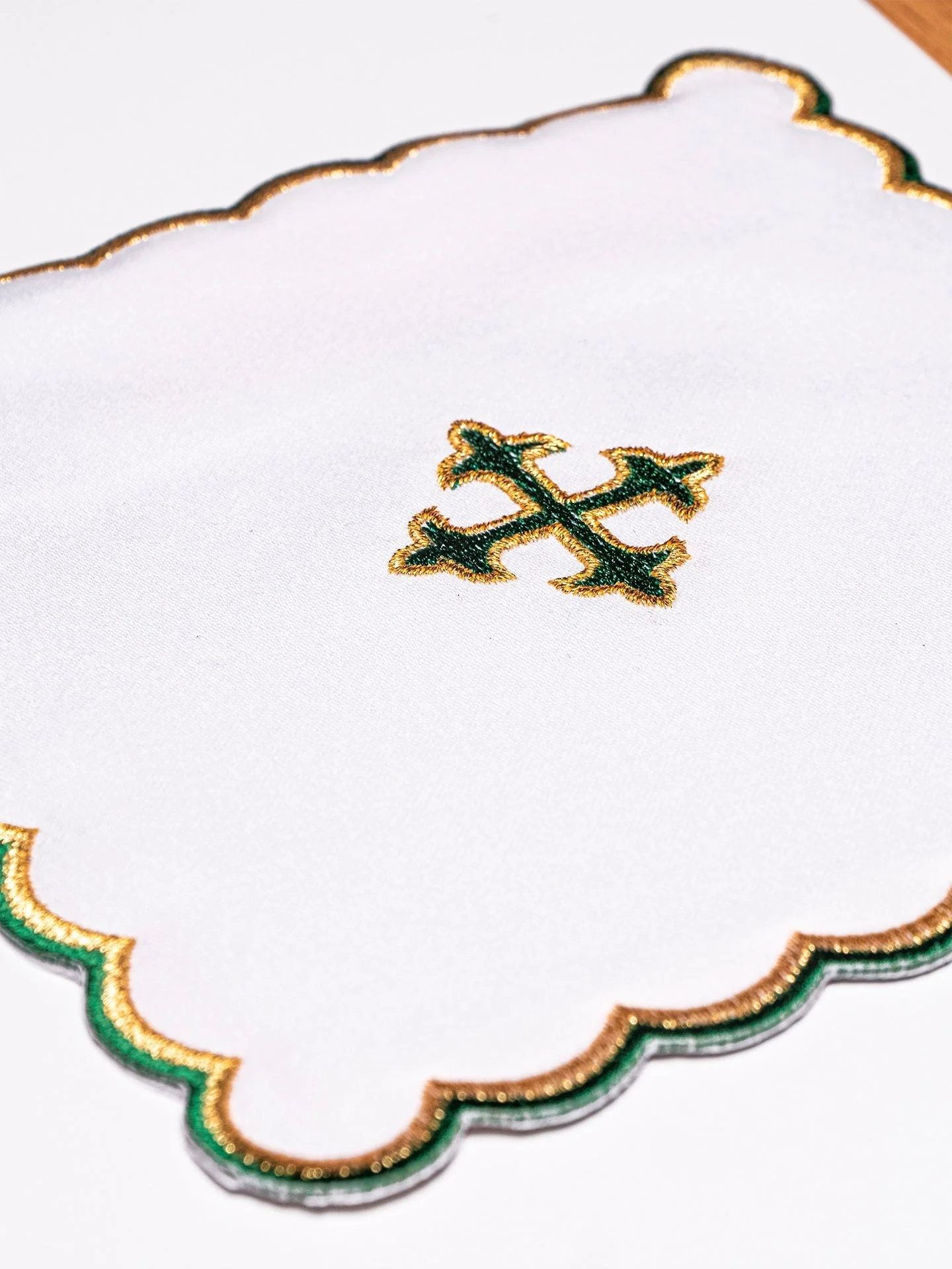 Chalice Linens with small green cross embroidery - Image 2