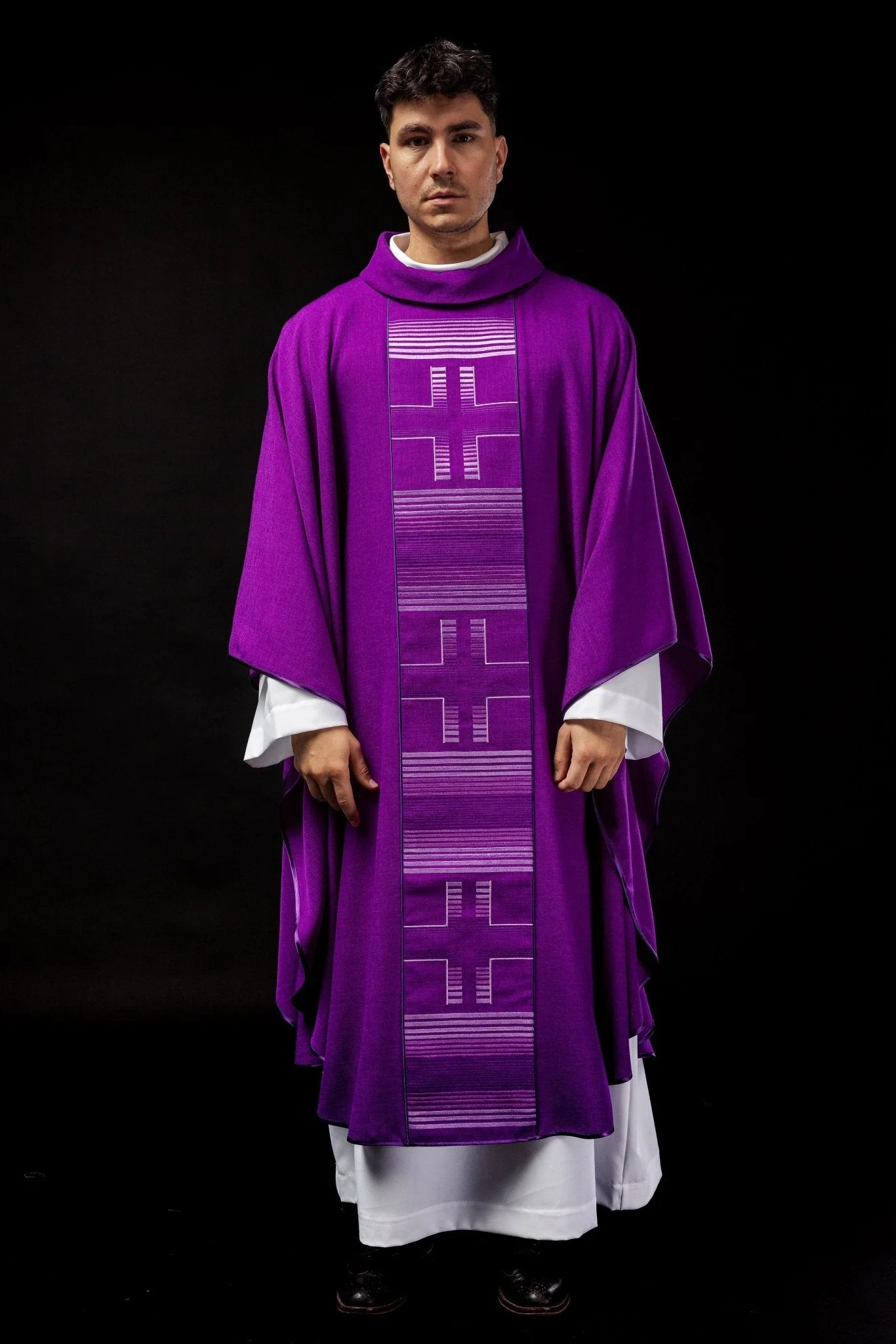 Chasuble embroidered with Crosses in purple - Image 2