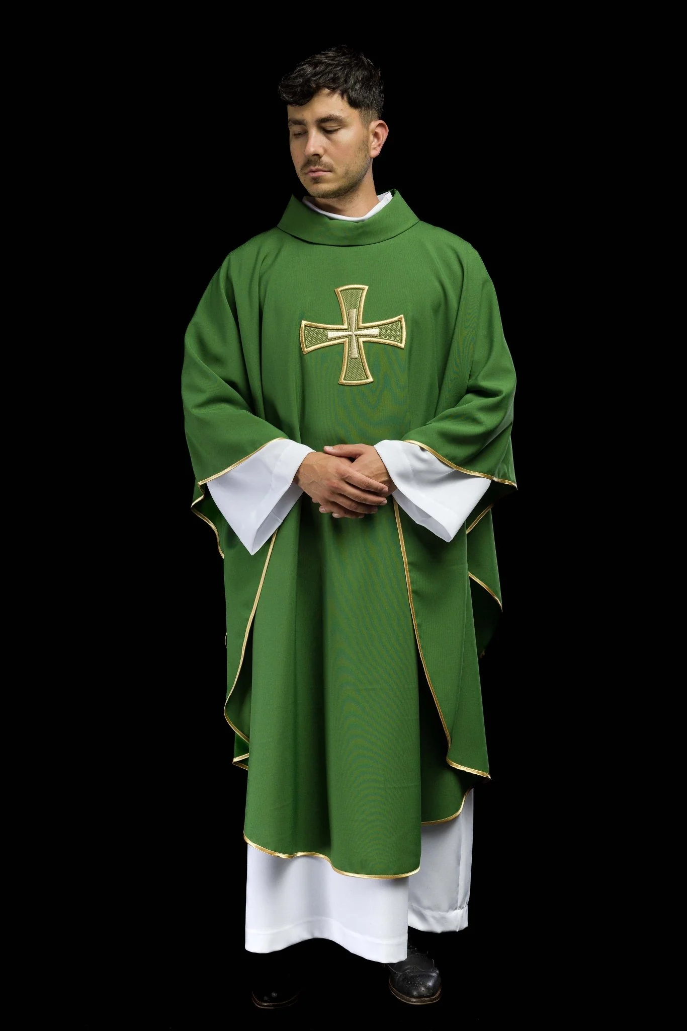 Chasuble embroidered with Green Cross - Image 7