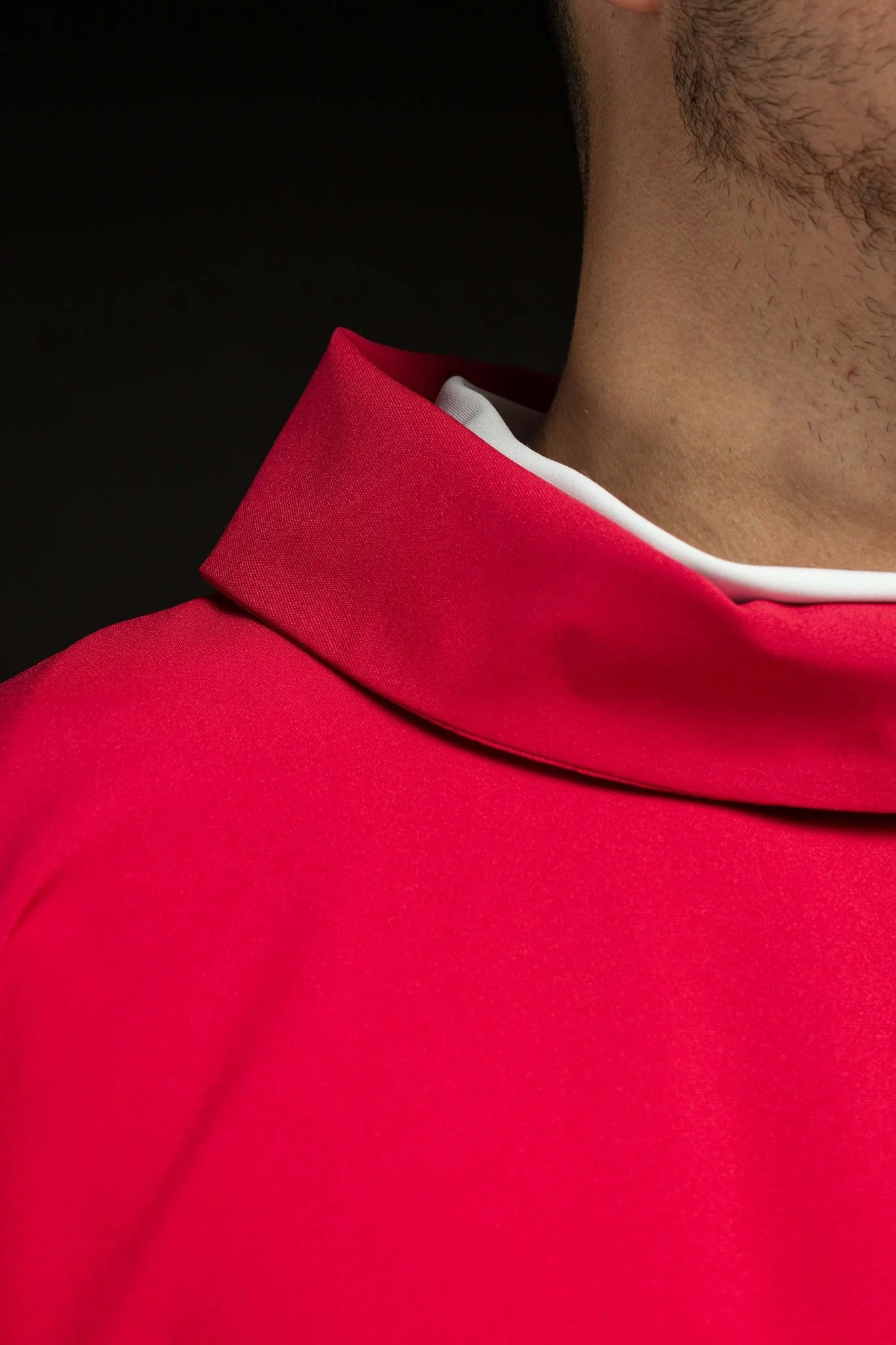 Chasuble embroidered with IHS symbol in red - Image 5