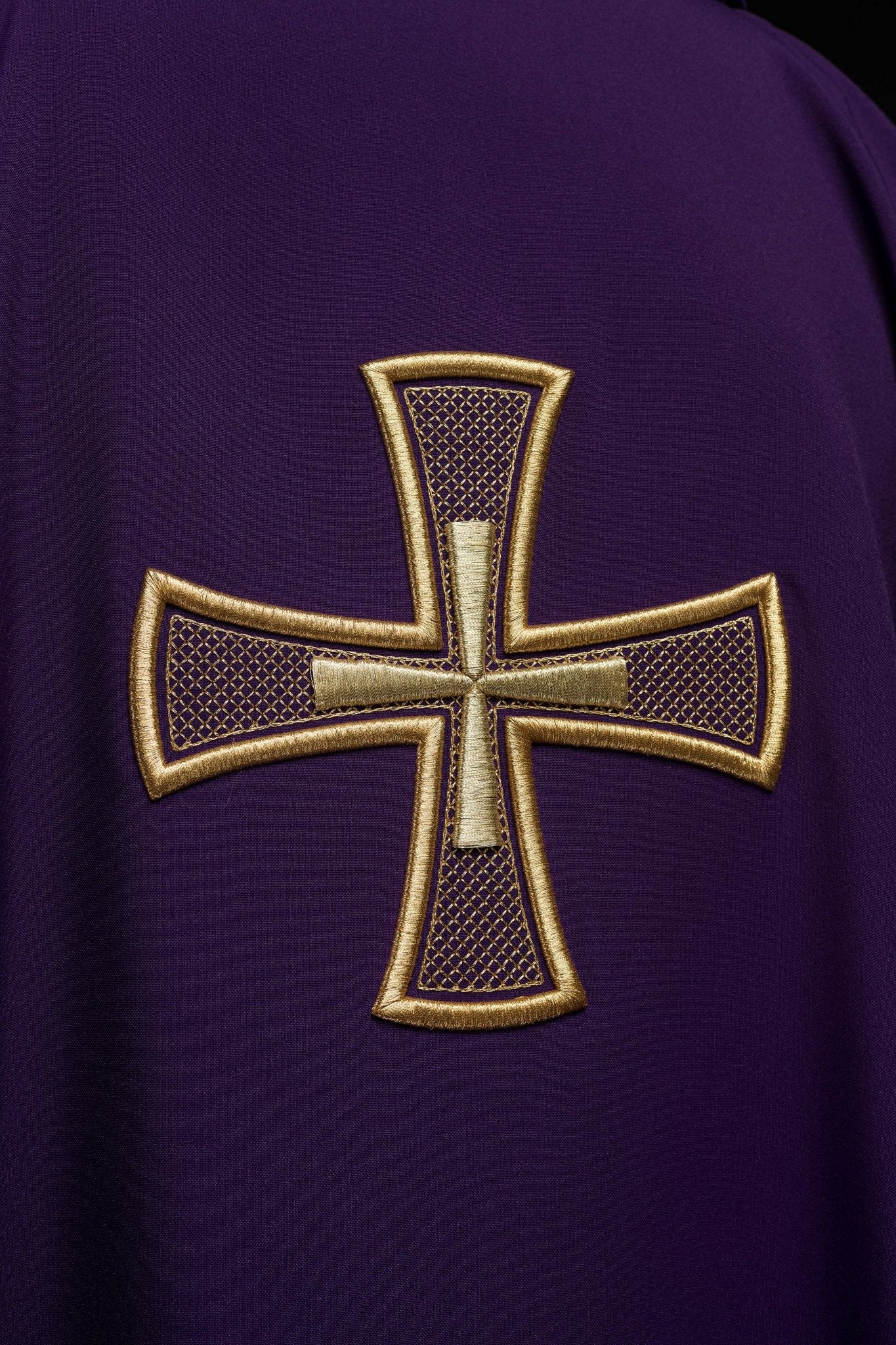 Chasuble embroidered with Purple Cross - Image 3