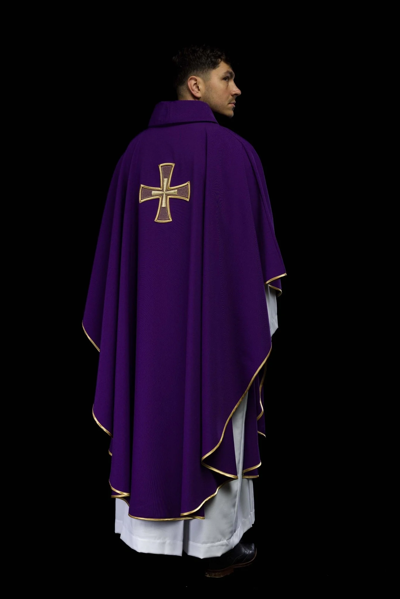 Chasuble embroidered with Purple Cross - Image 7