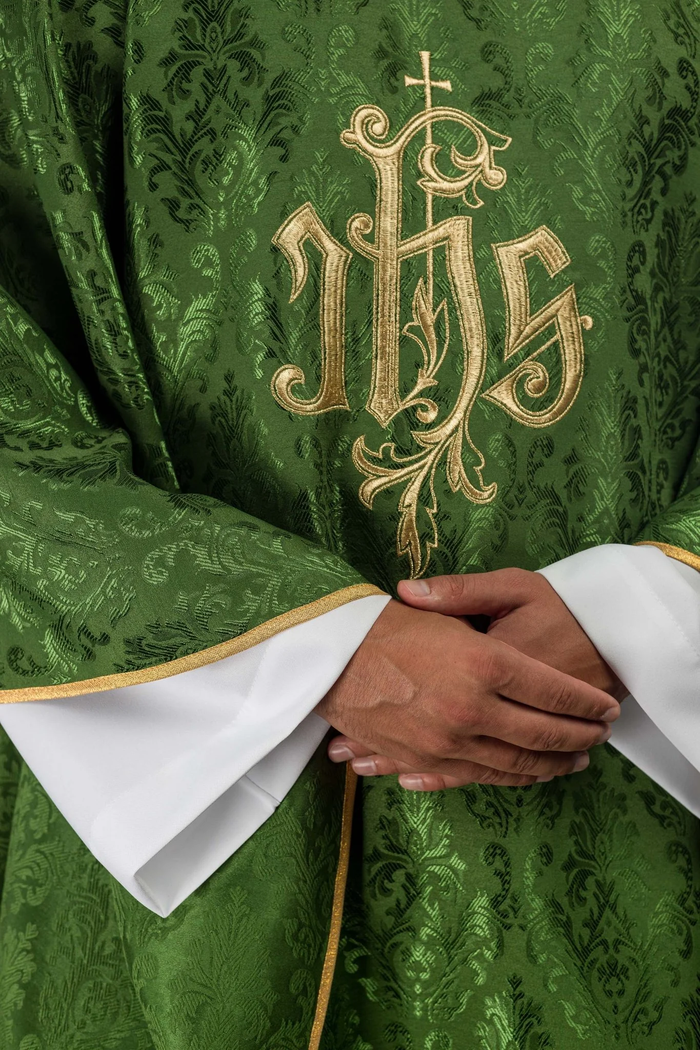 Chasuble made of green floral ornamental texture with classic IHS - Image 4
