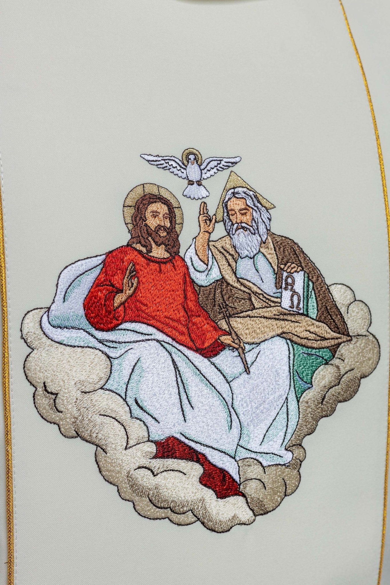 Chasuble with embroidered image of the Holy Trinity - Image 4