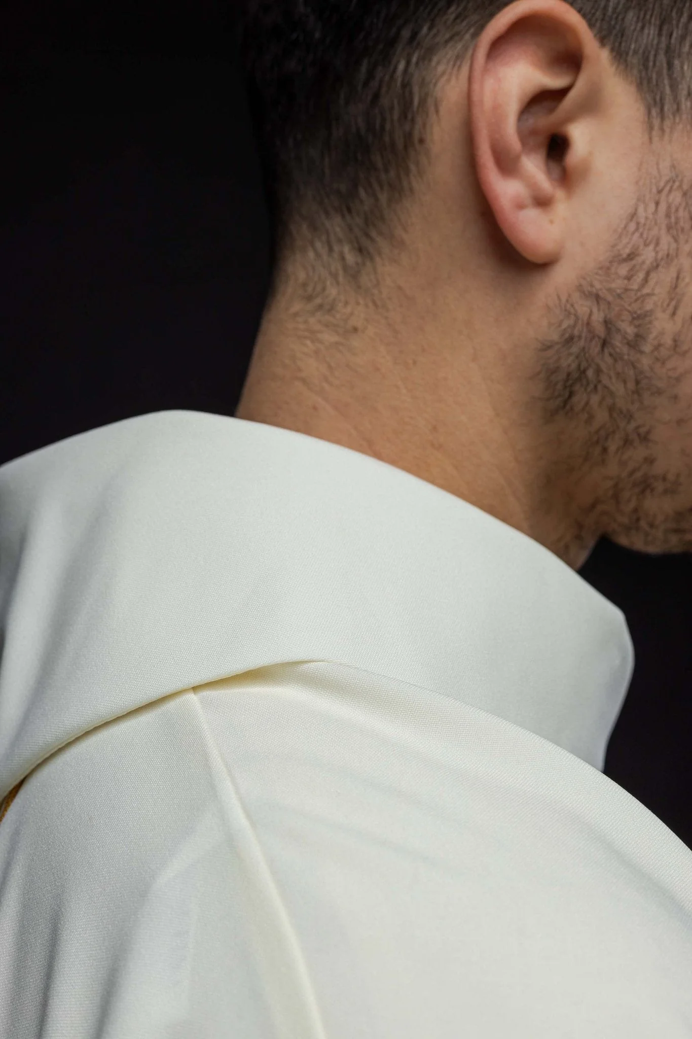 Chasuble with embroidered image of the Holy Trinity - Image 6