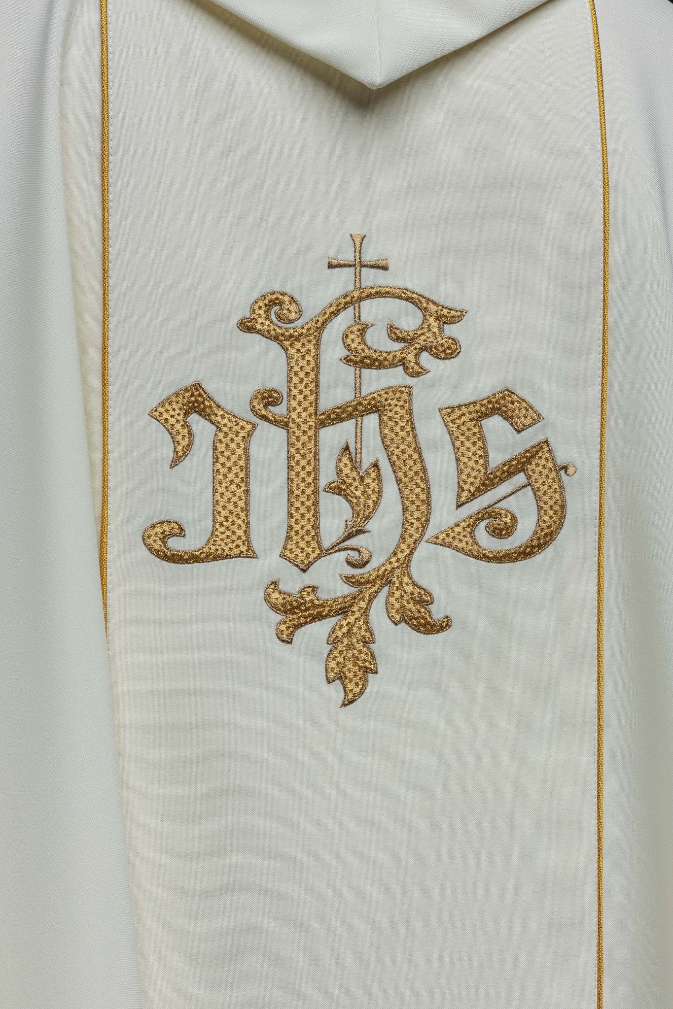Chasuble with embroidered Merciful Jesus and IHS symbol KOR/113/5 Ecru - Image 6