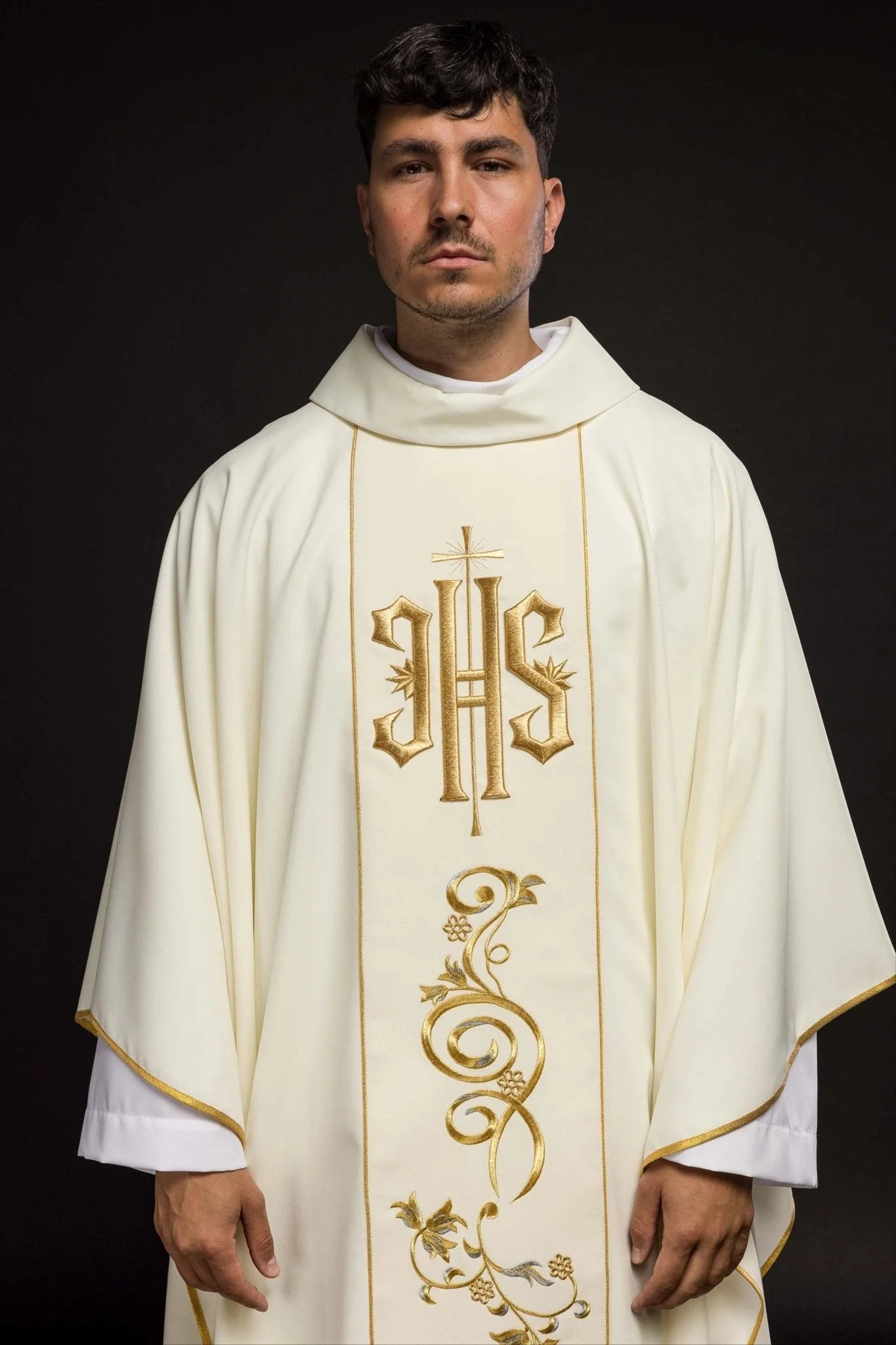 Classic ivory chasuble with embroidred IHS motif