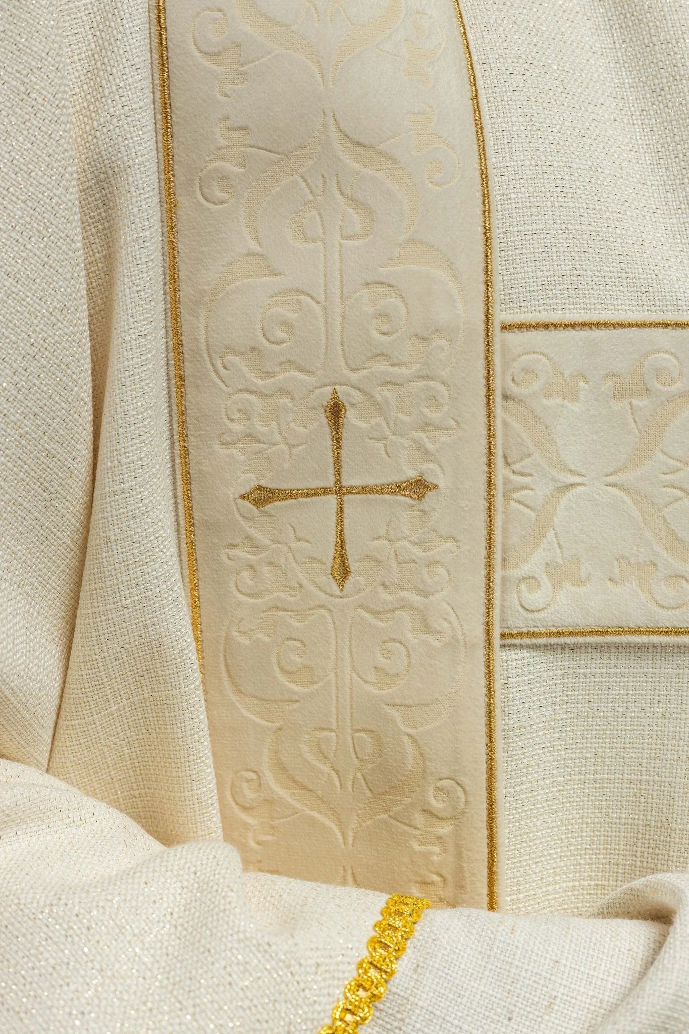 Curtain with velvet stripes and embroidered gold crosses, ecru - Image 3