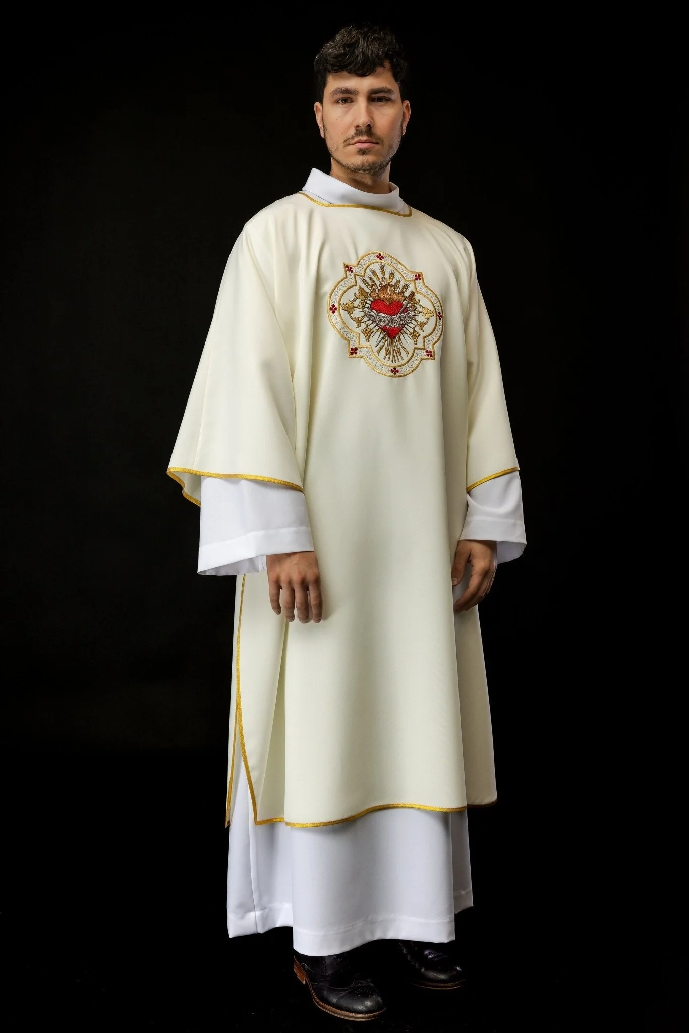 Dalmatic with the motif of the Immaculate Heart of Mary - Image 2