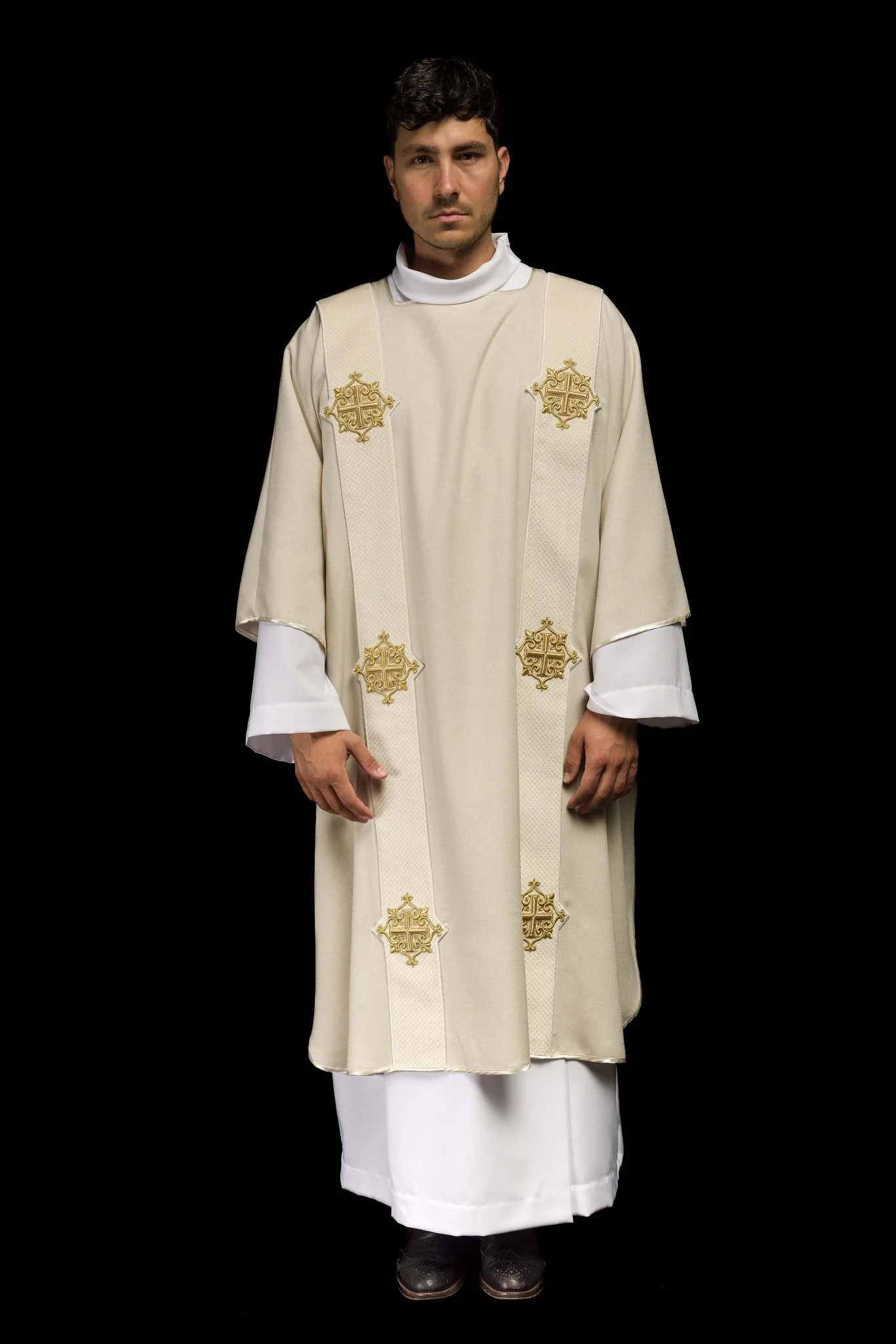 Ecru dalmatic with velvet bands and cross symbols - Image 2