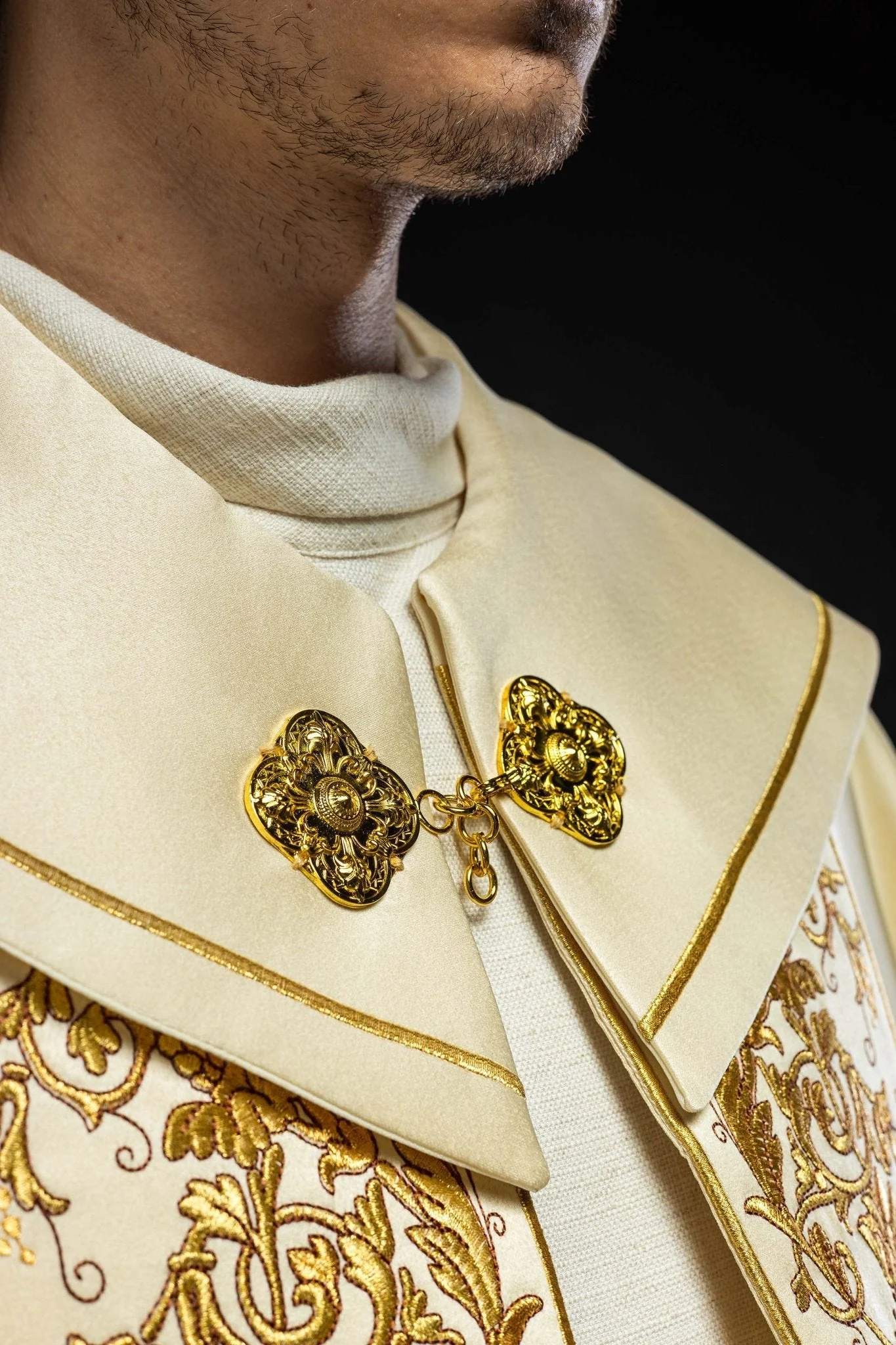 Ecru clergy cope with gold Chalice embroidery - Image 5