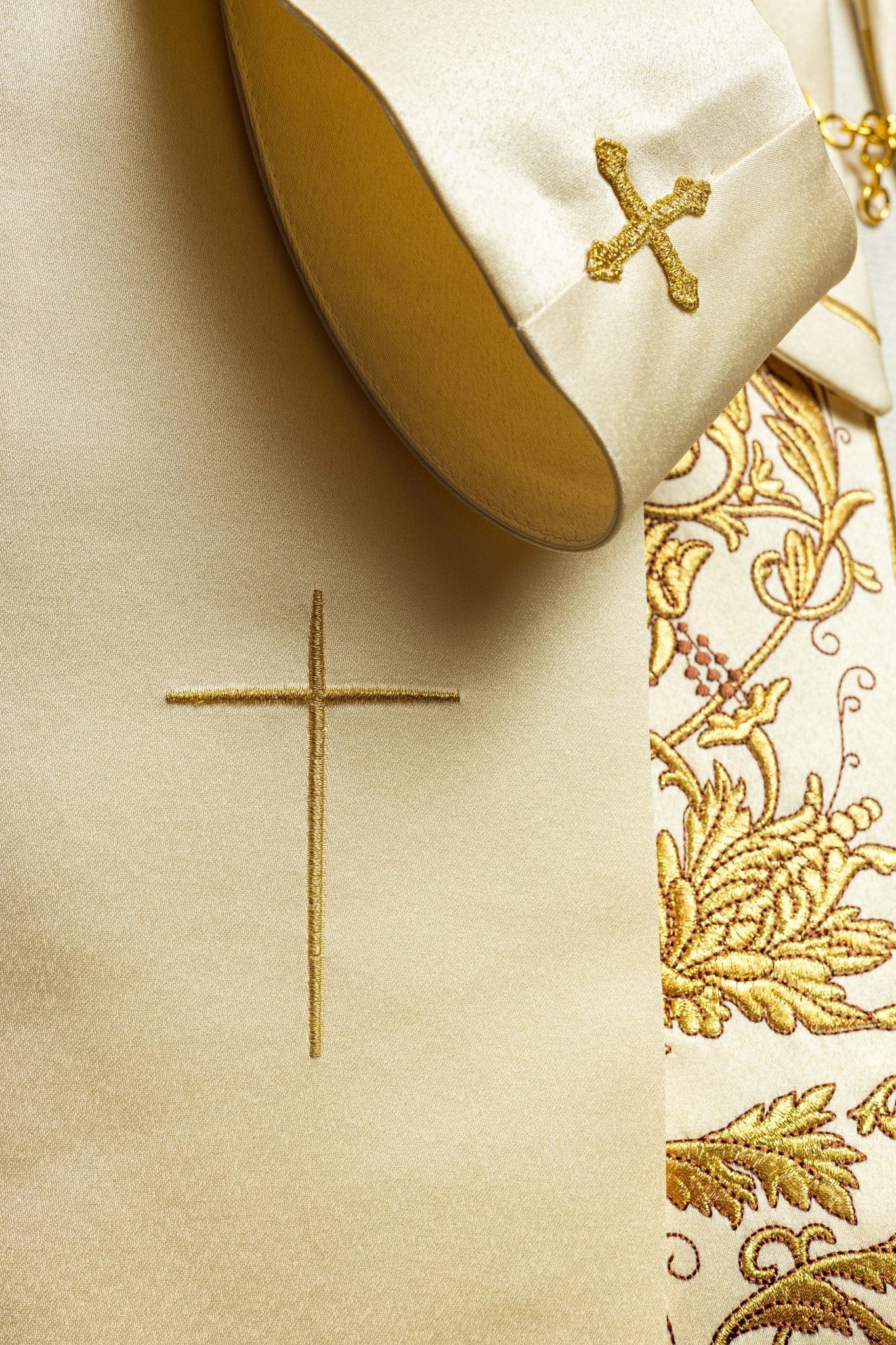 Ecru clergy cope with gold Chalice embroidery - Image 7