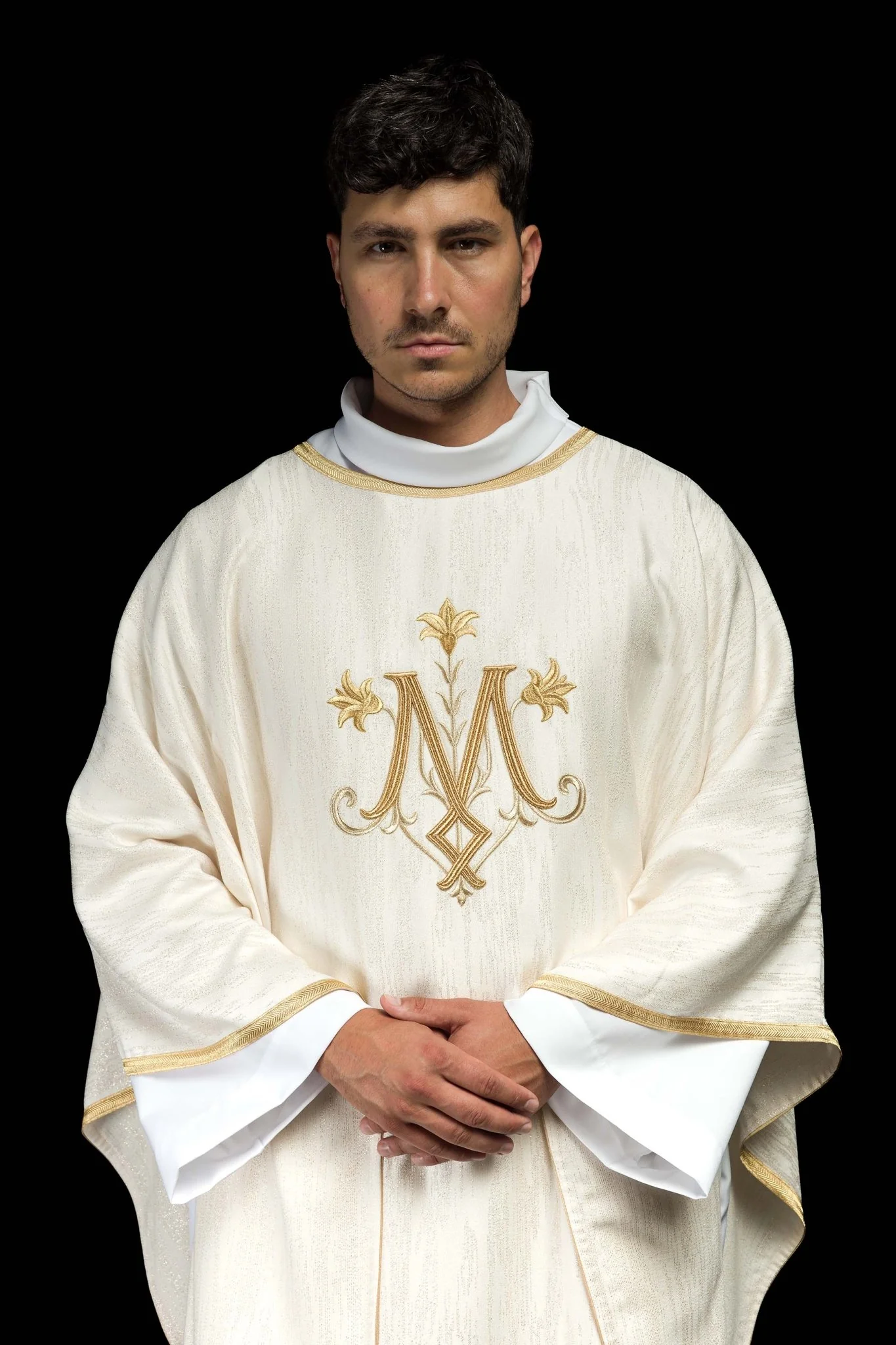 Ecru Liturgical Chasuble with Marian Embroidery – Ornamental Fabric