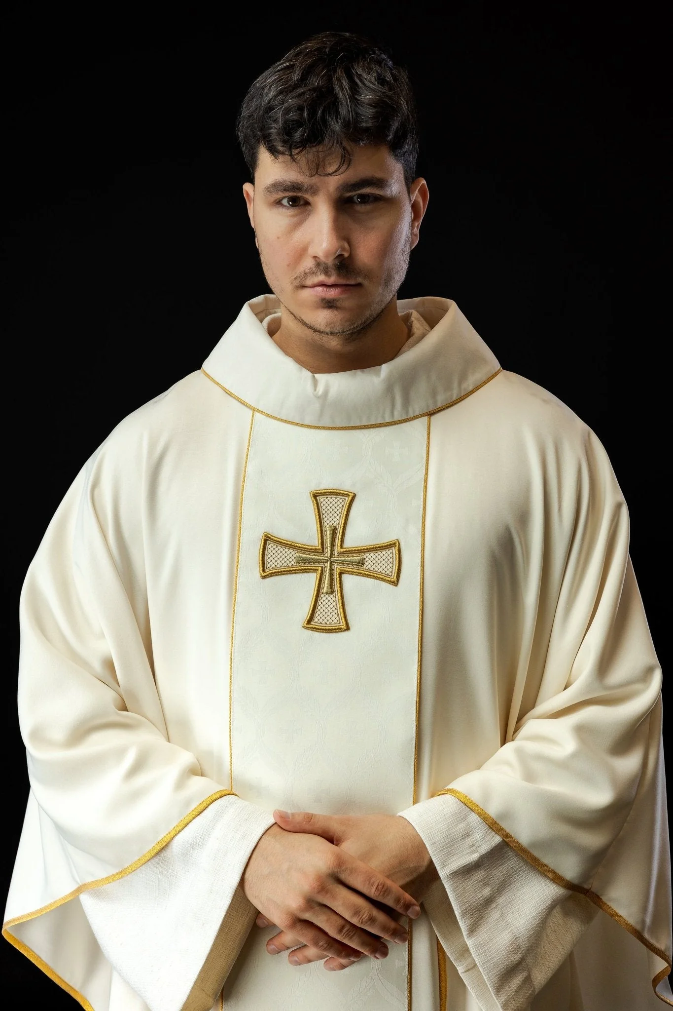 Embroidered chasuble with belt and cross