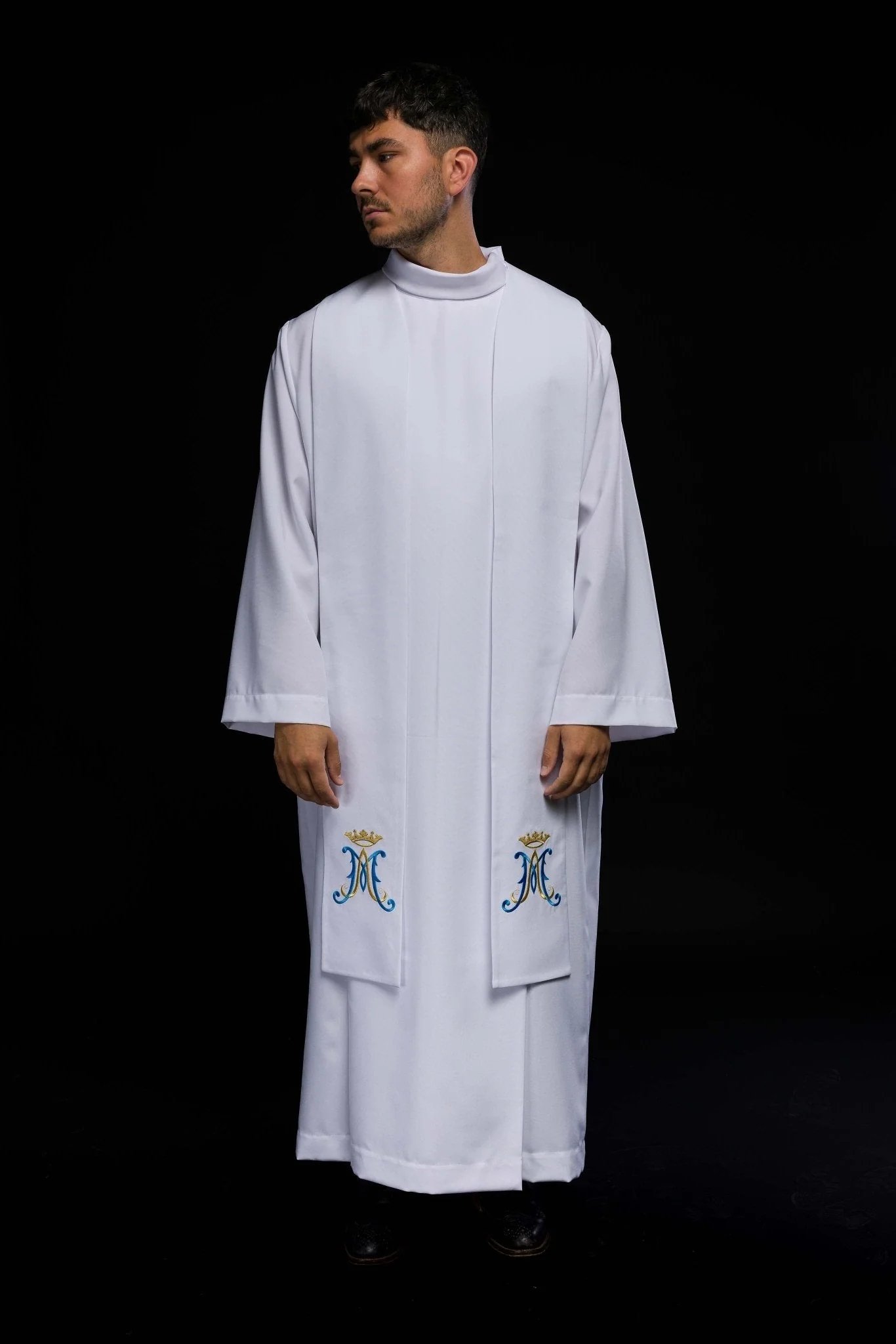Embroidered Marian priestly stole in white