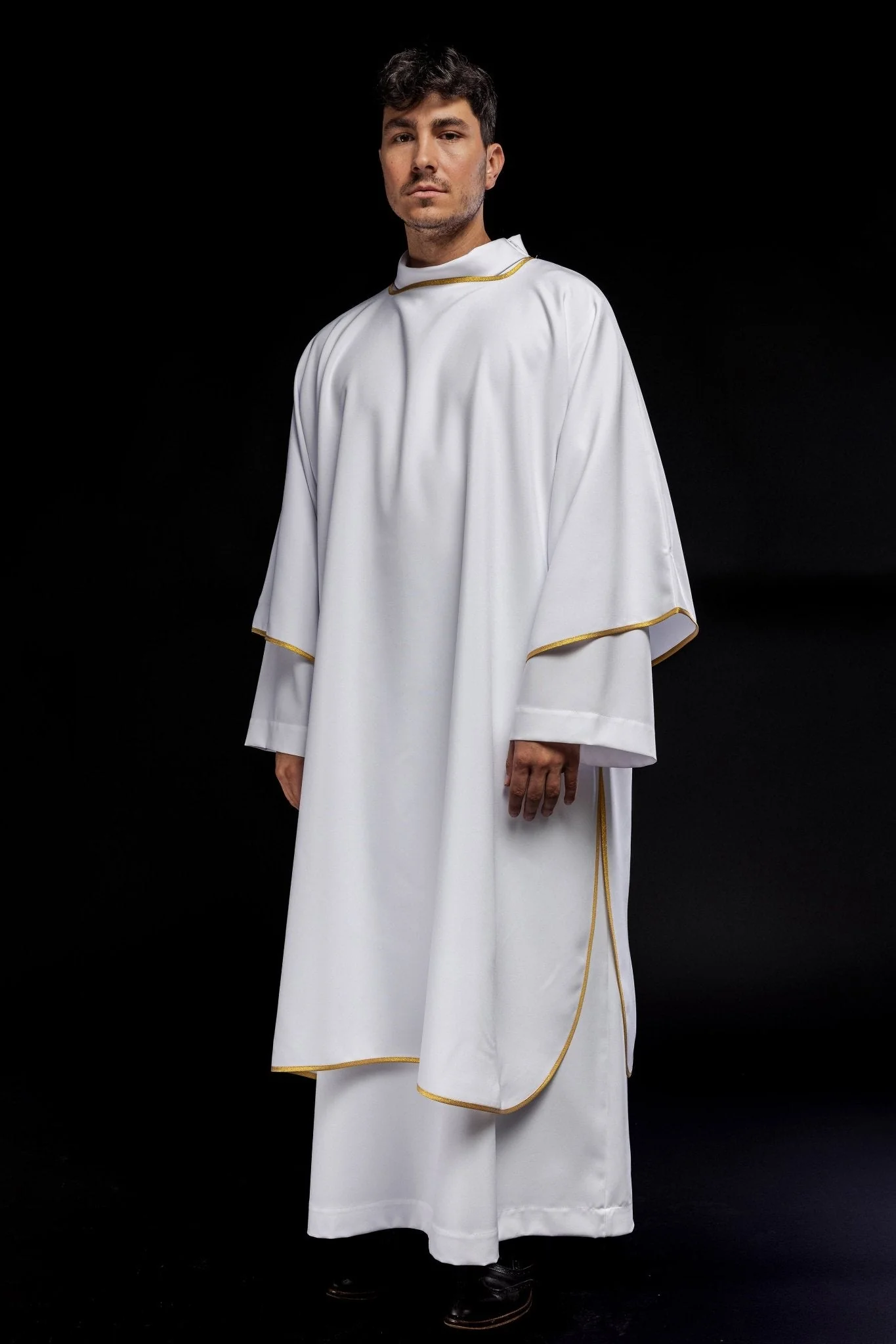 Embroidered plain dalmatics with gold trim white - Image 2