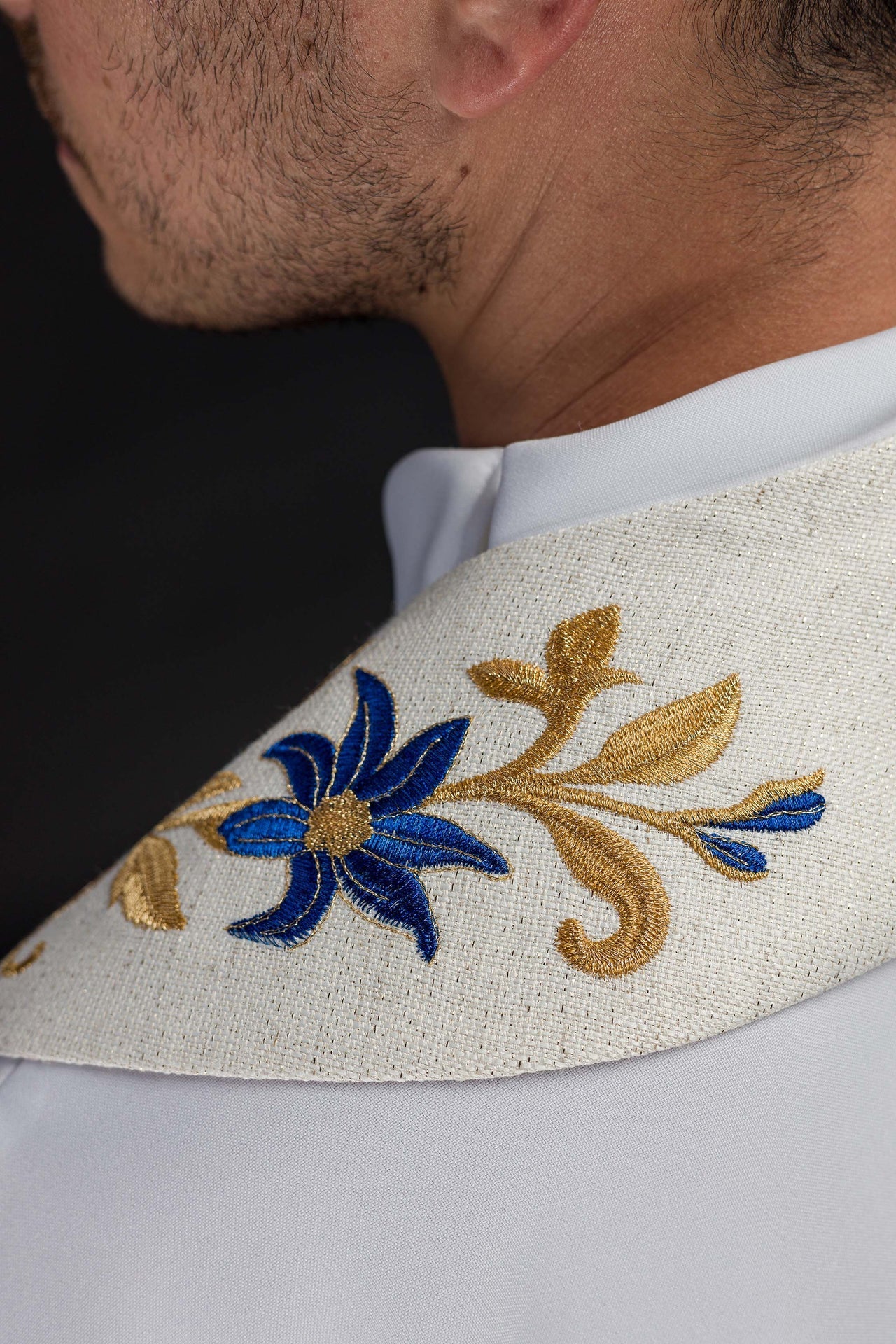 Embroidered Stole with Marian Symbol - Image 7