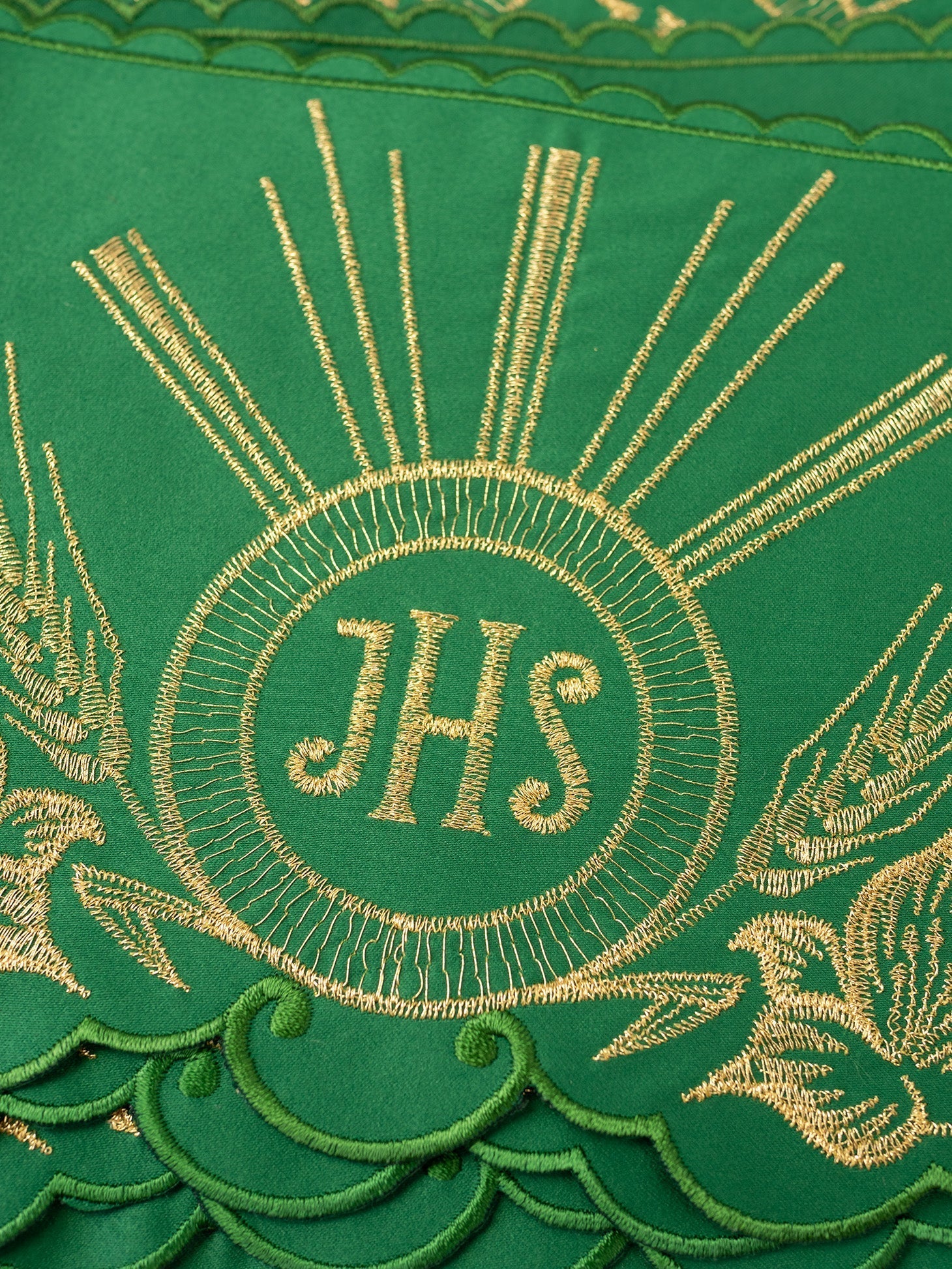 Green altar superfrontal with embroidered gold IHS motif - Image 2