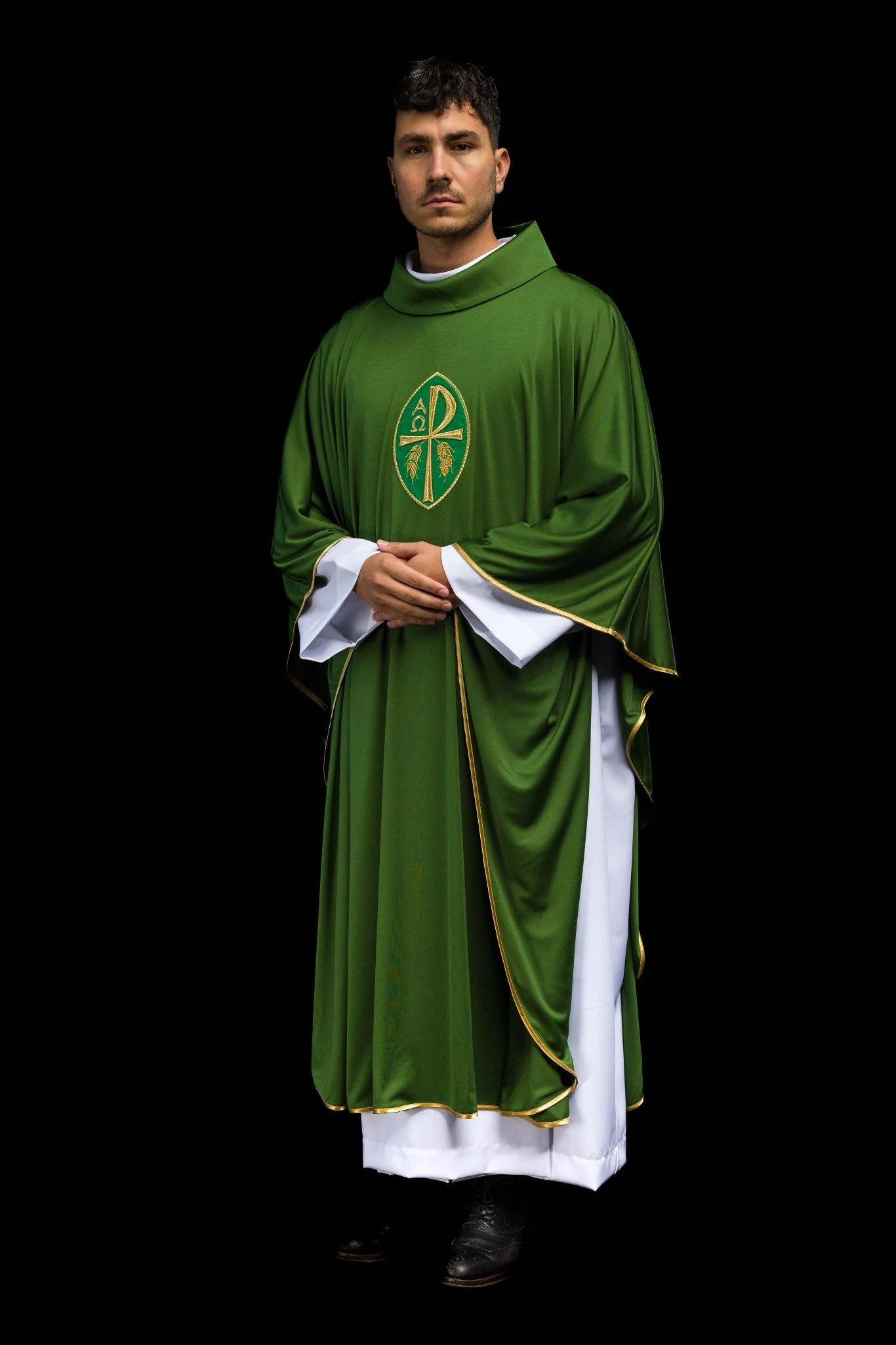 Green chasuble made of lightweight SACROLITE fabric - Image 8
