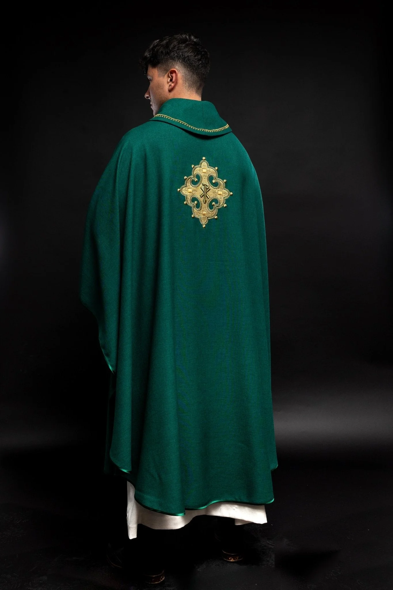 Green chasuble with gold PAX embroidery on chest and delicate embroidery on collar - Image 6