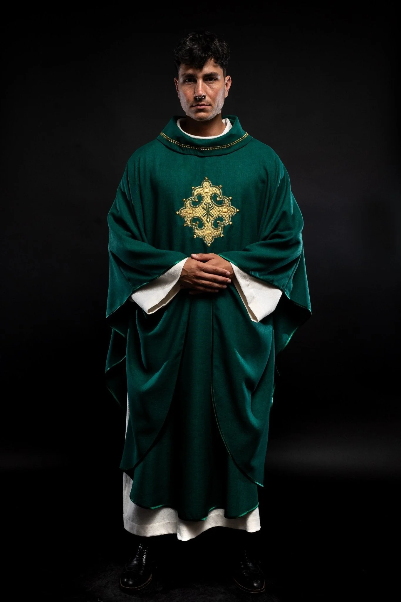 Green chasuble with gold PAX embroidery on chest and delicate embroidery on collar - Image 7