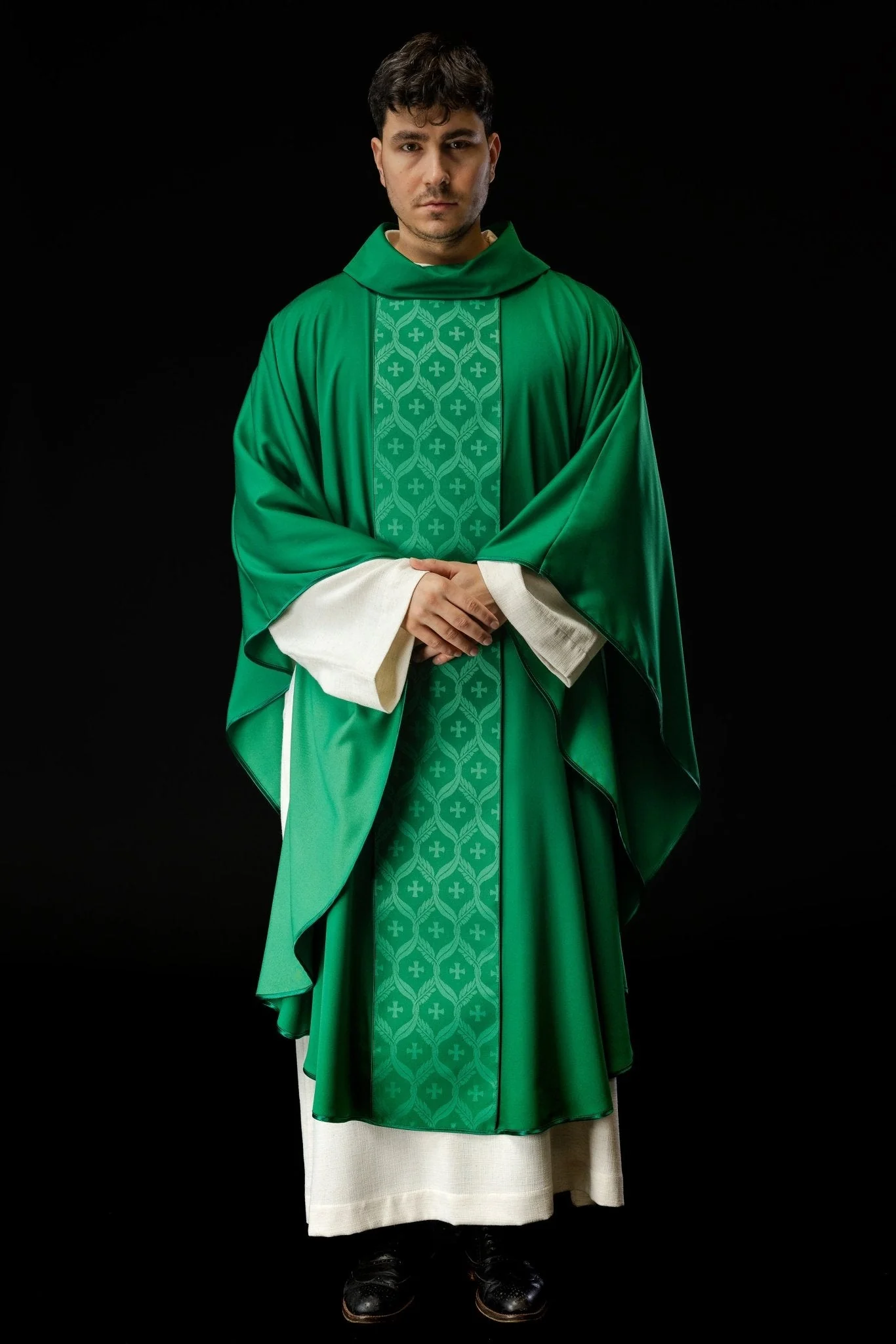 Green chasuble with jacquard cross belt - Image 7