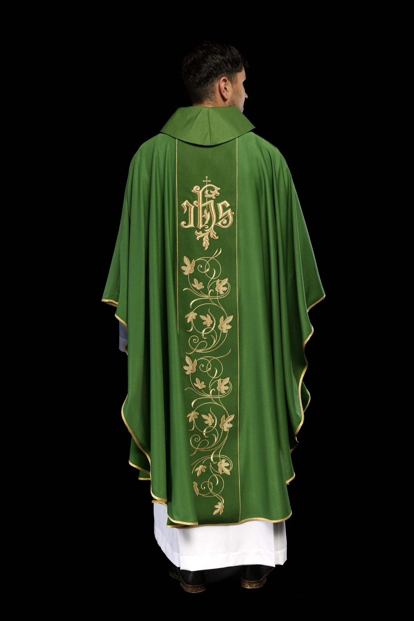 Green classic JHS embroidered chasuble - Image 8