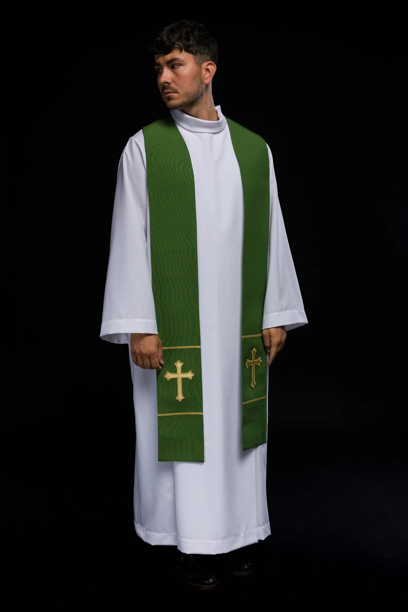 Green priestly stole embroidered cross - Image 4