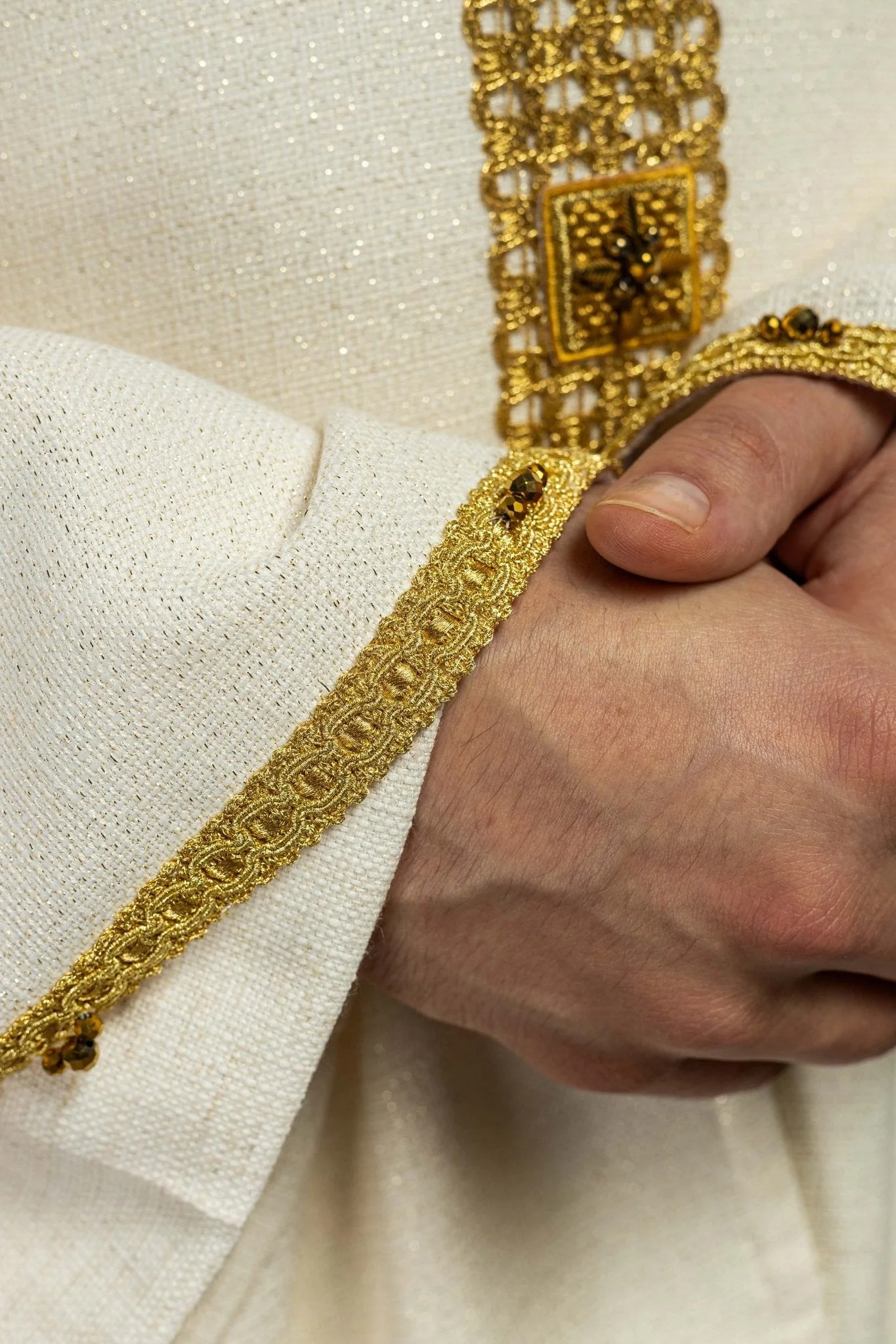 Handmade Chasuble with Natural Stones – Handmade 7002 - Image 5