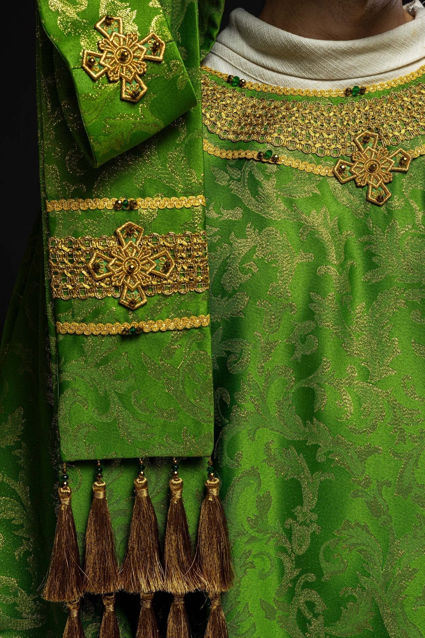 Handmade chasuble with natural stones Handmade 7010 Green - Image 10