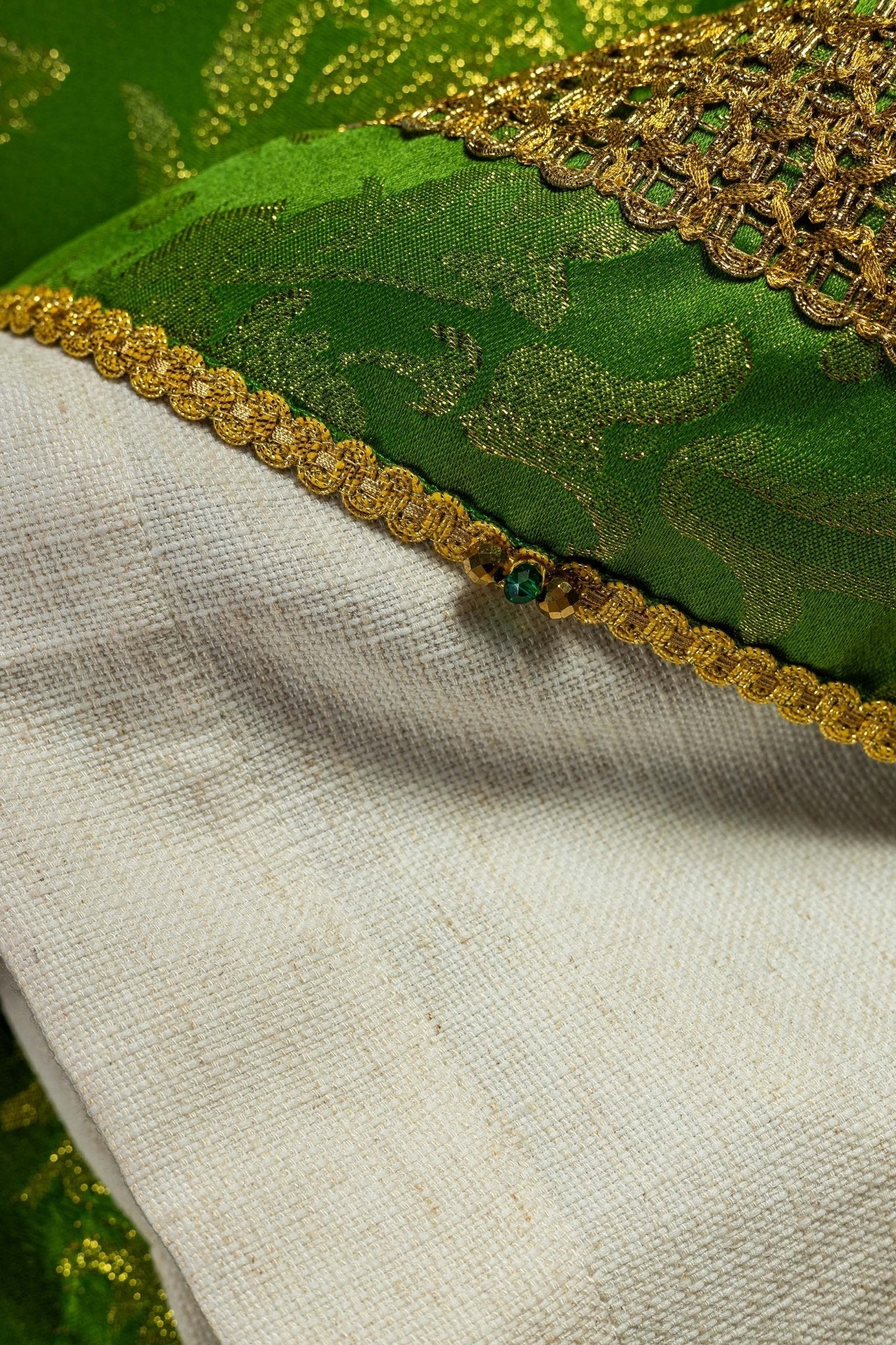 Handmade chasuble with natural stones Handmade 7010 Green - Image 8