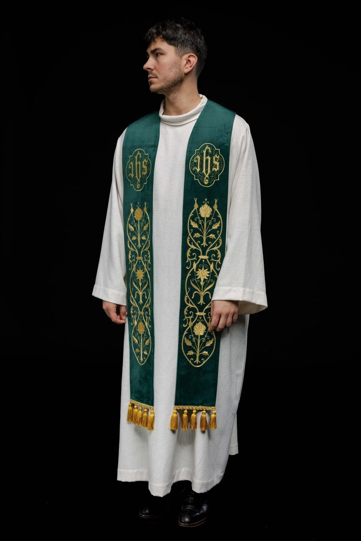 IHS green embroidered stole