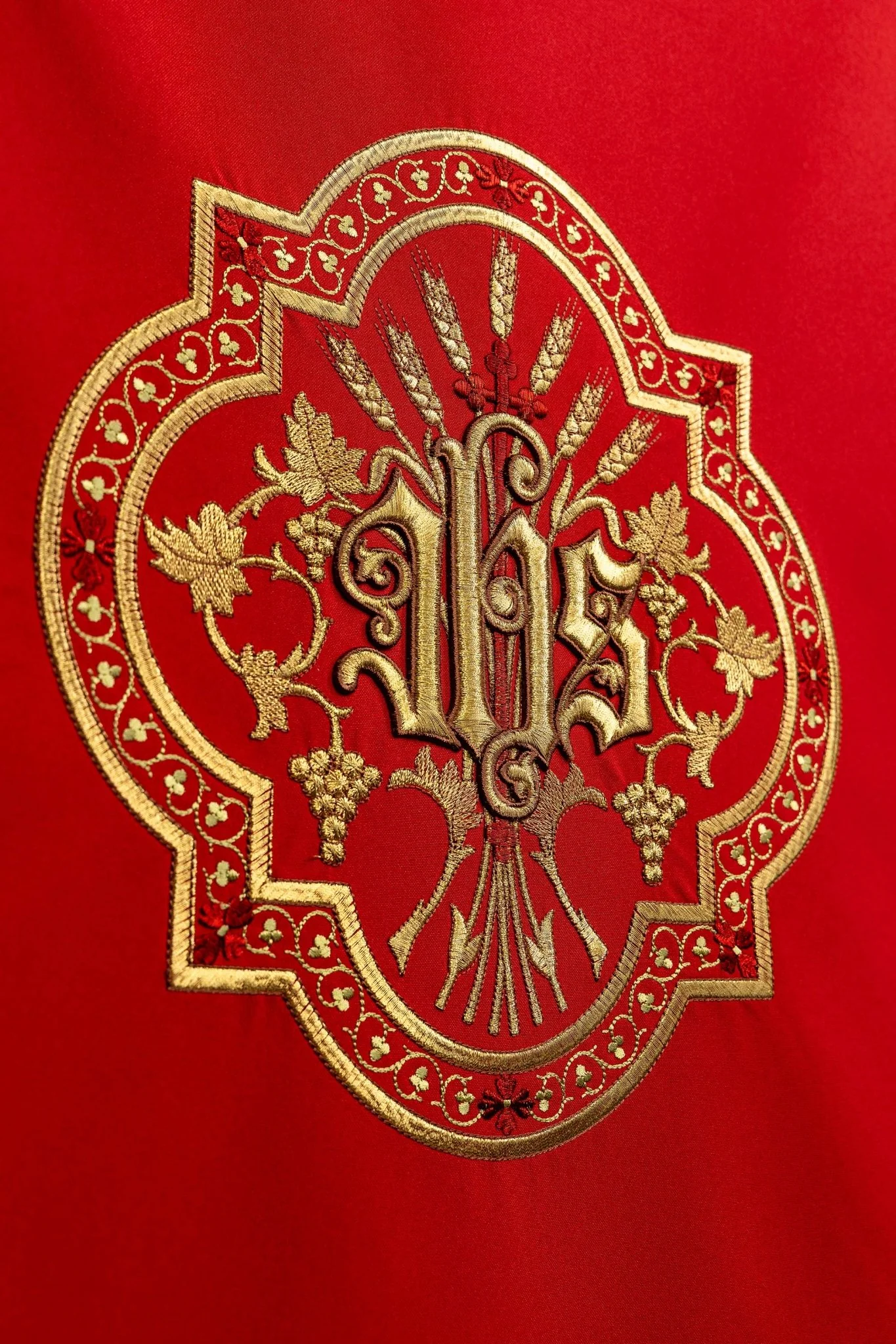 Red lectern cover with golden embroidery IHS - Image 4