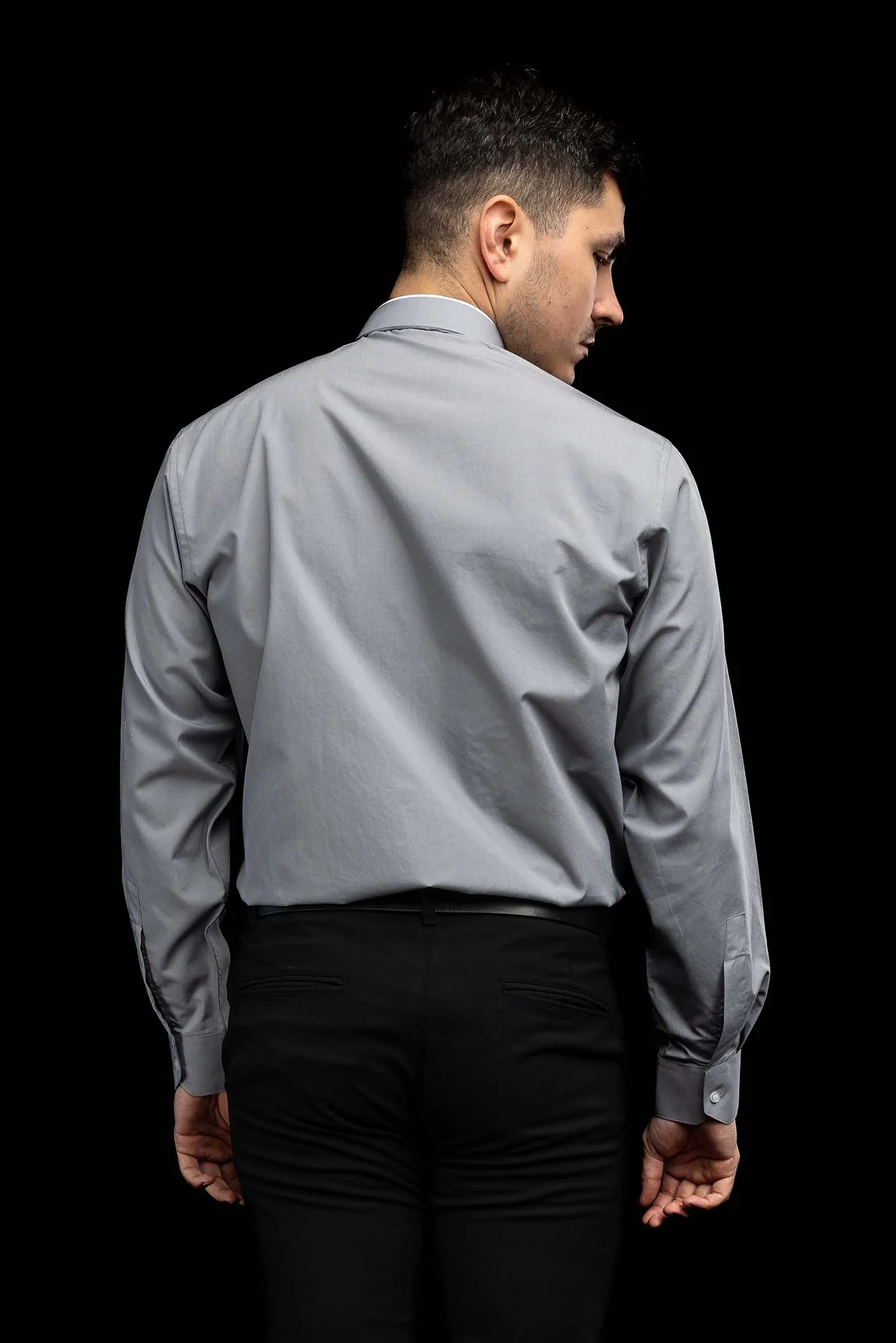 Light grey long-sleeved Roman clerical shirt with clerical collar - Image 7