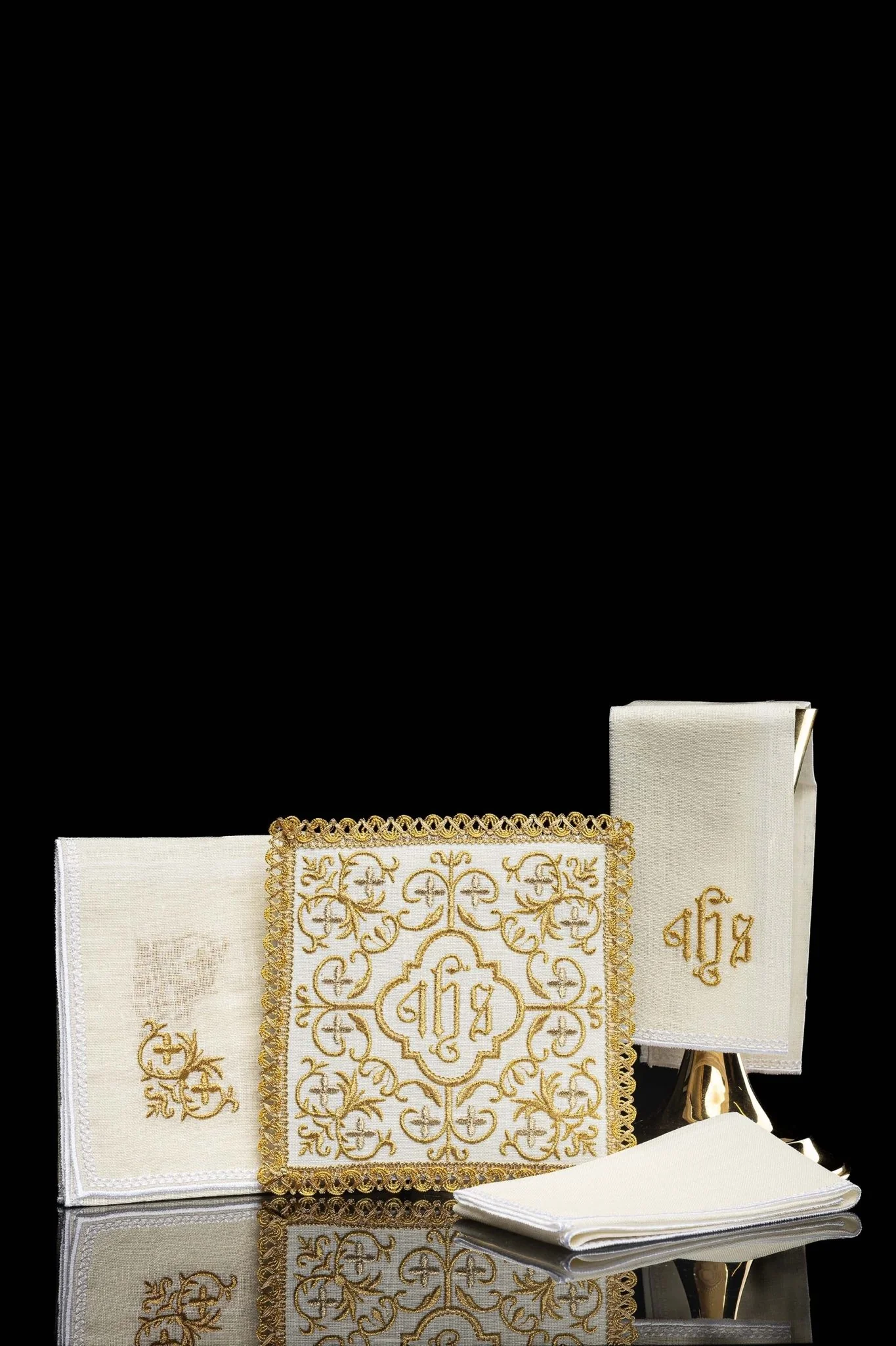 Linen Holy Family Chalice Linens