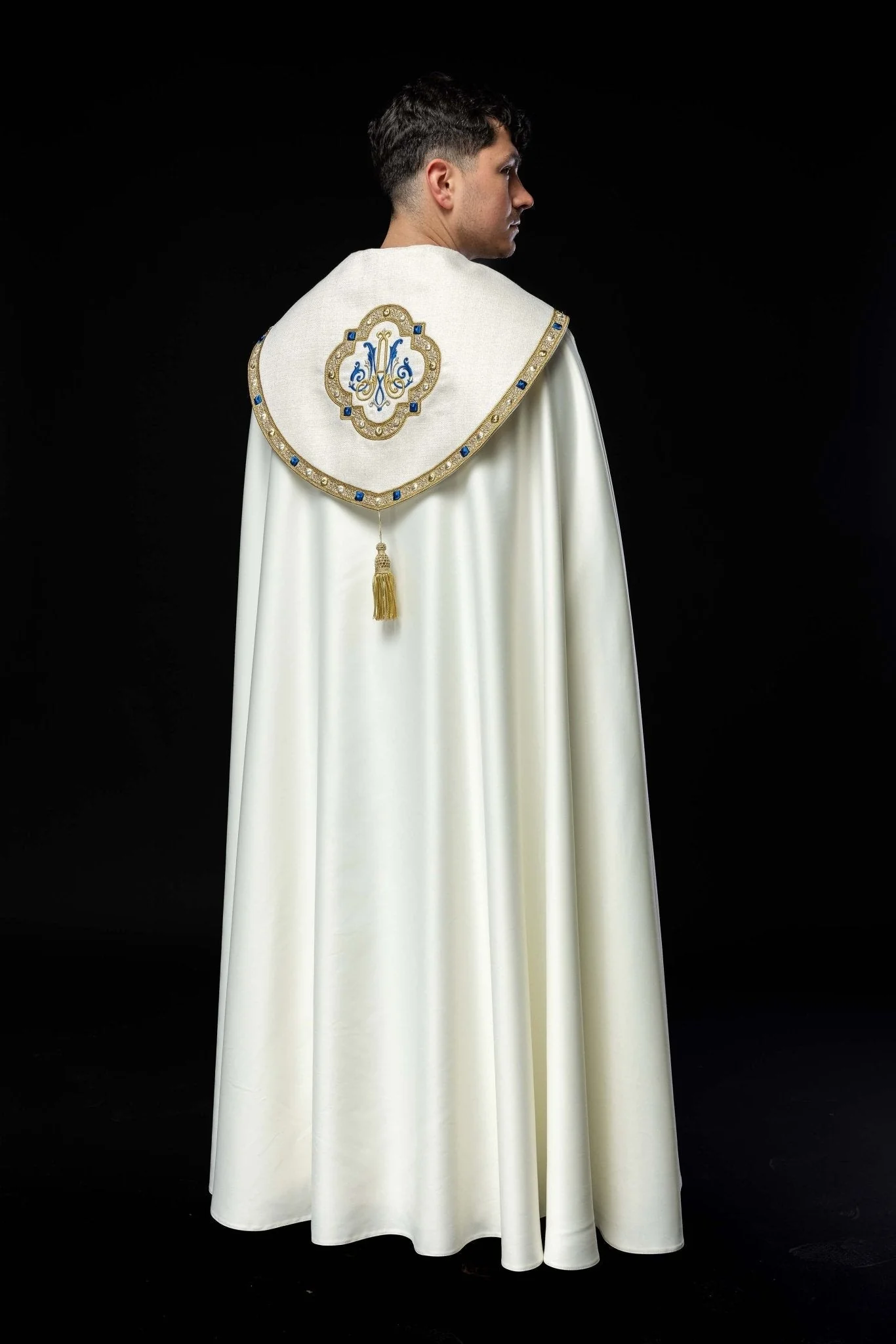 Liturgical cope with embroidered Marian coat of arms - Image 9