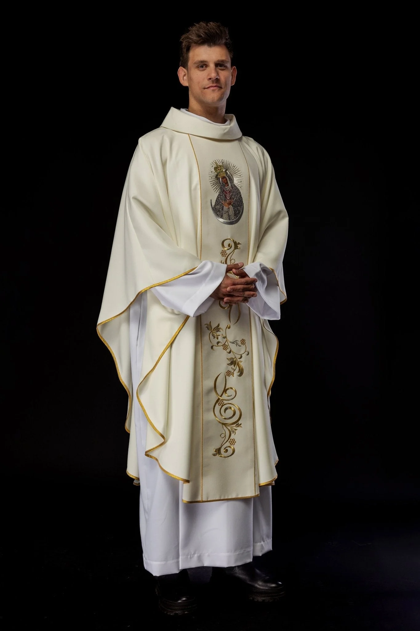 Marian chasuble with the image of Our Lady of Dawn - Image 8