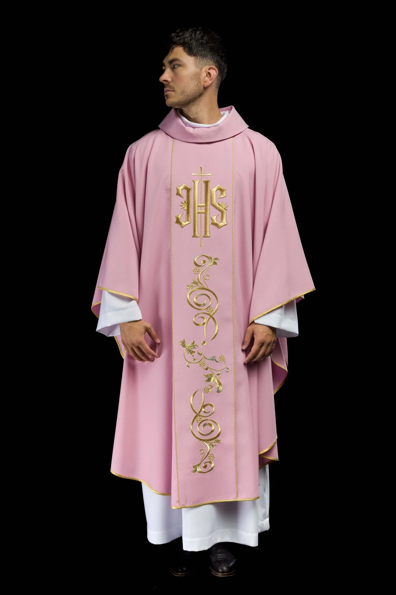 Pink chasuble with classic IHS embroidery - Image 2
