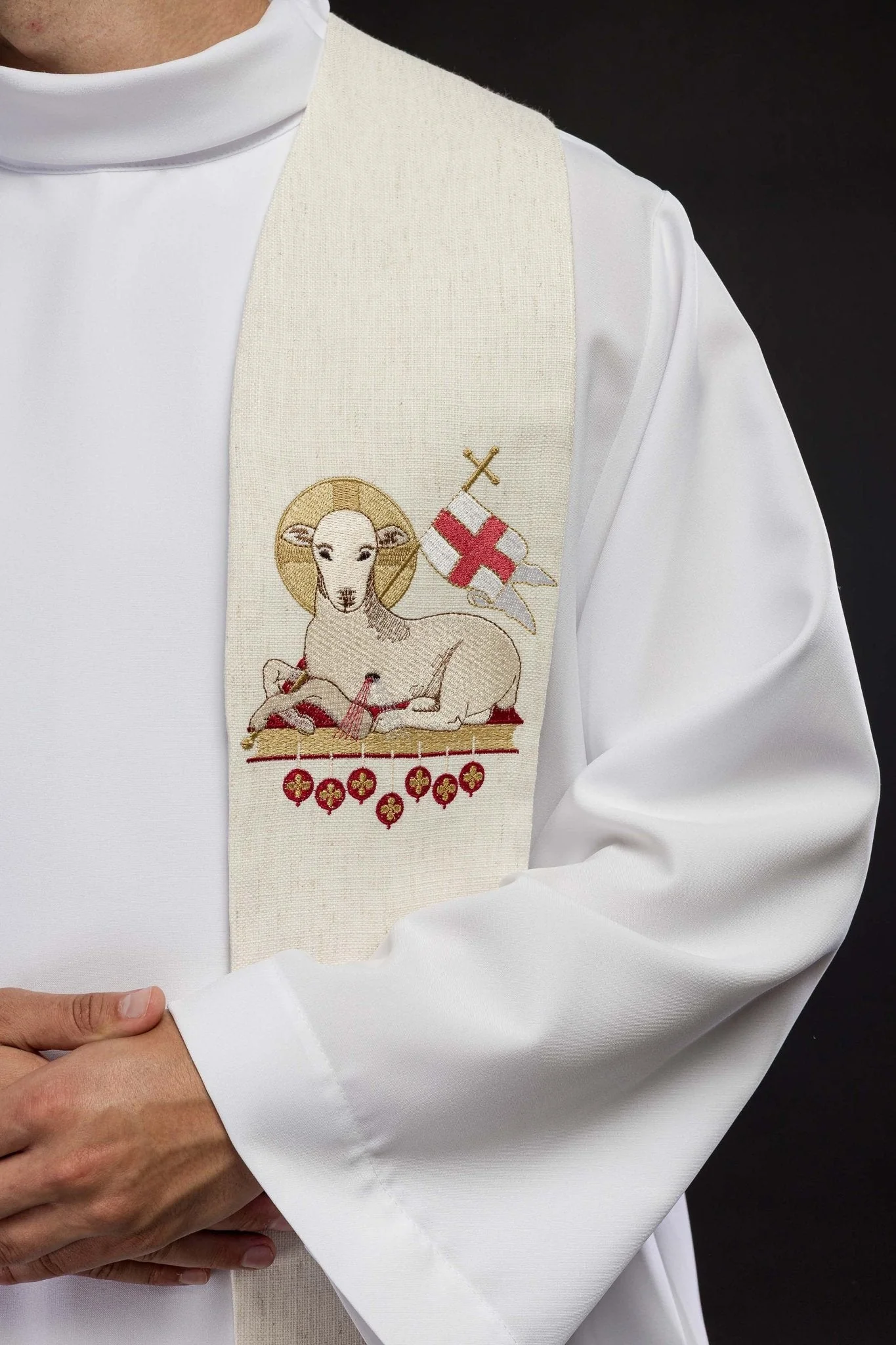 Priestly stole with a lamb motif in ecru - Image 3