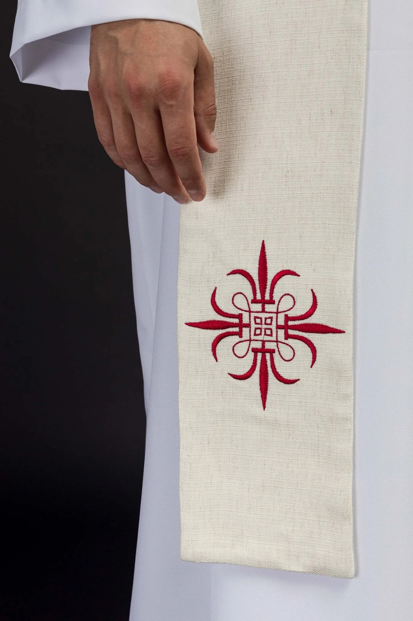 Priestly stole with a lamb motif in ecru - Image 4