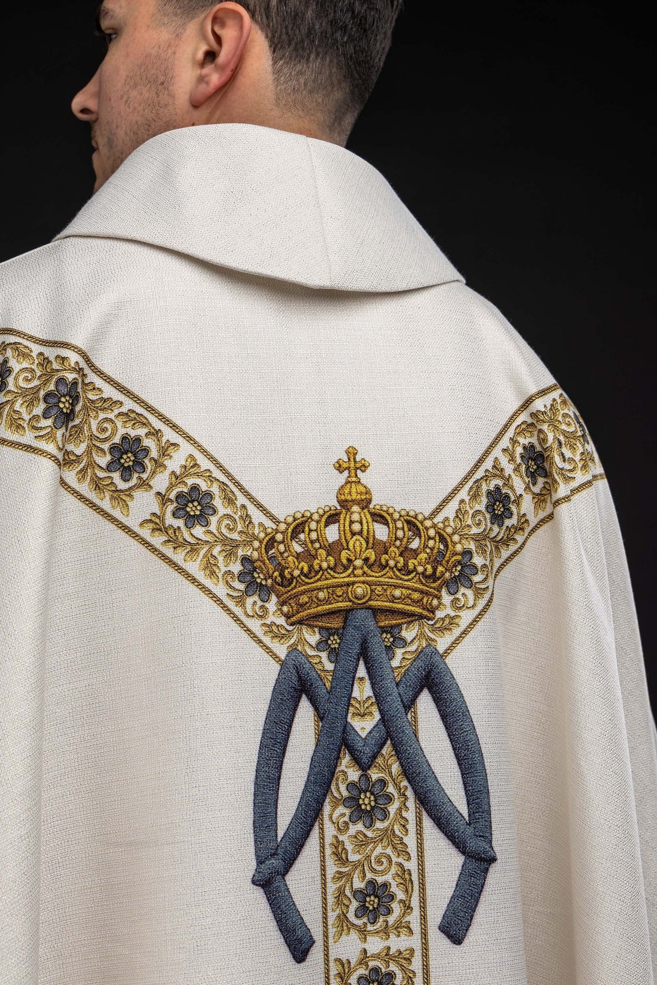 Printed chasuble with the image of Our Lady of Mount Carmel - Image 8