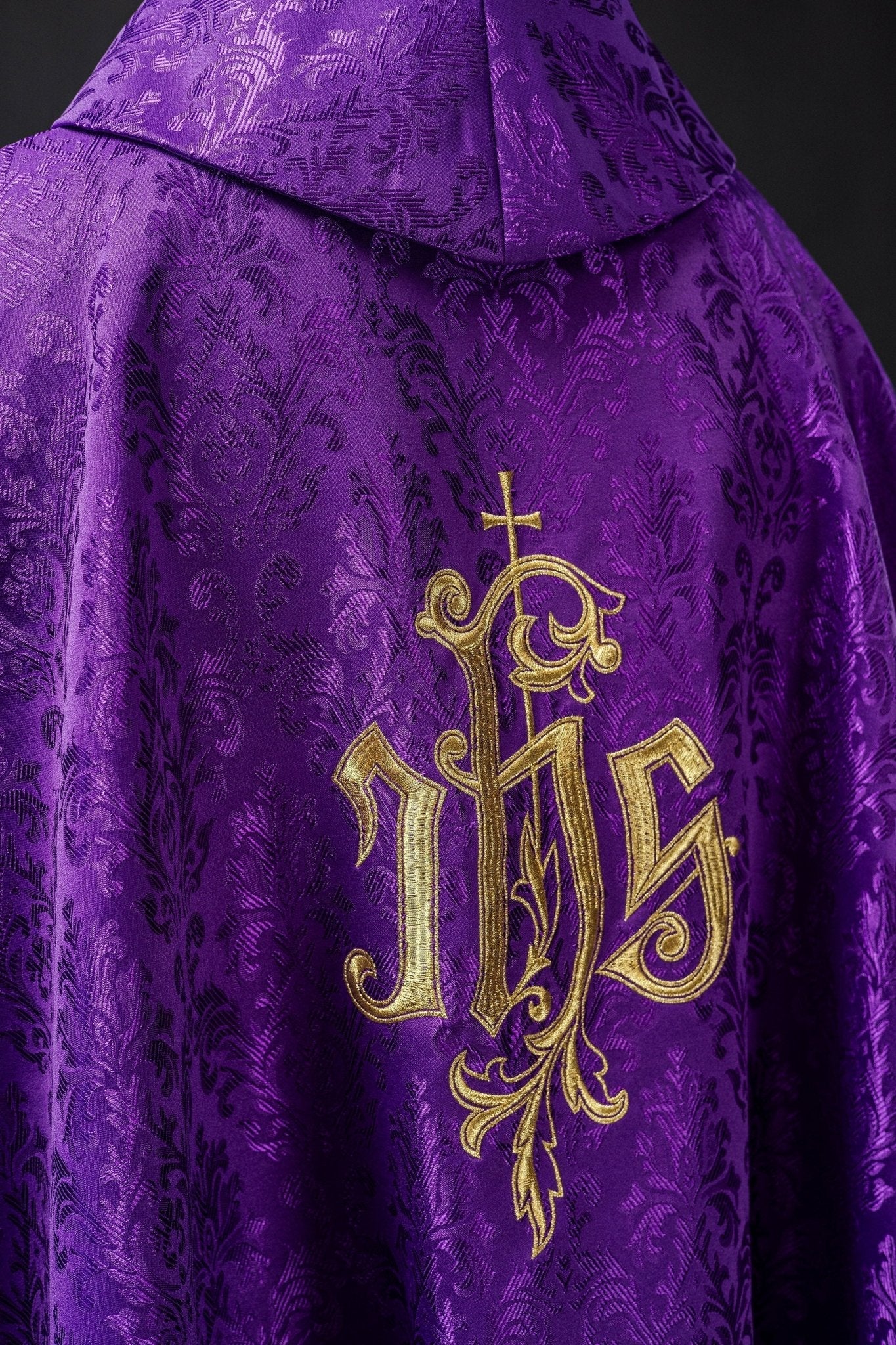 Purple chasuble made of floral ornamental texture with classic IHS - Image 5