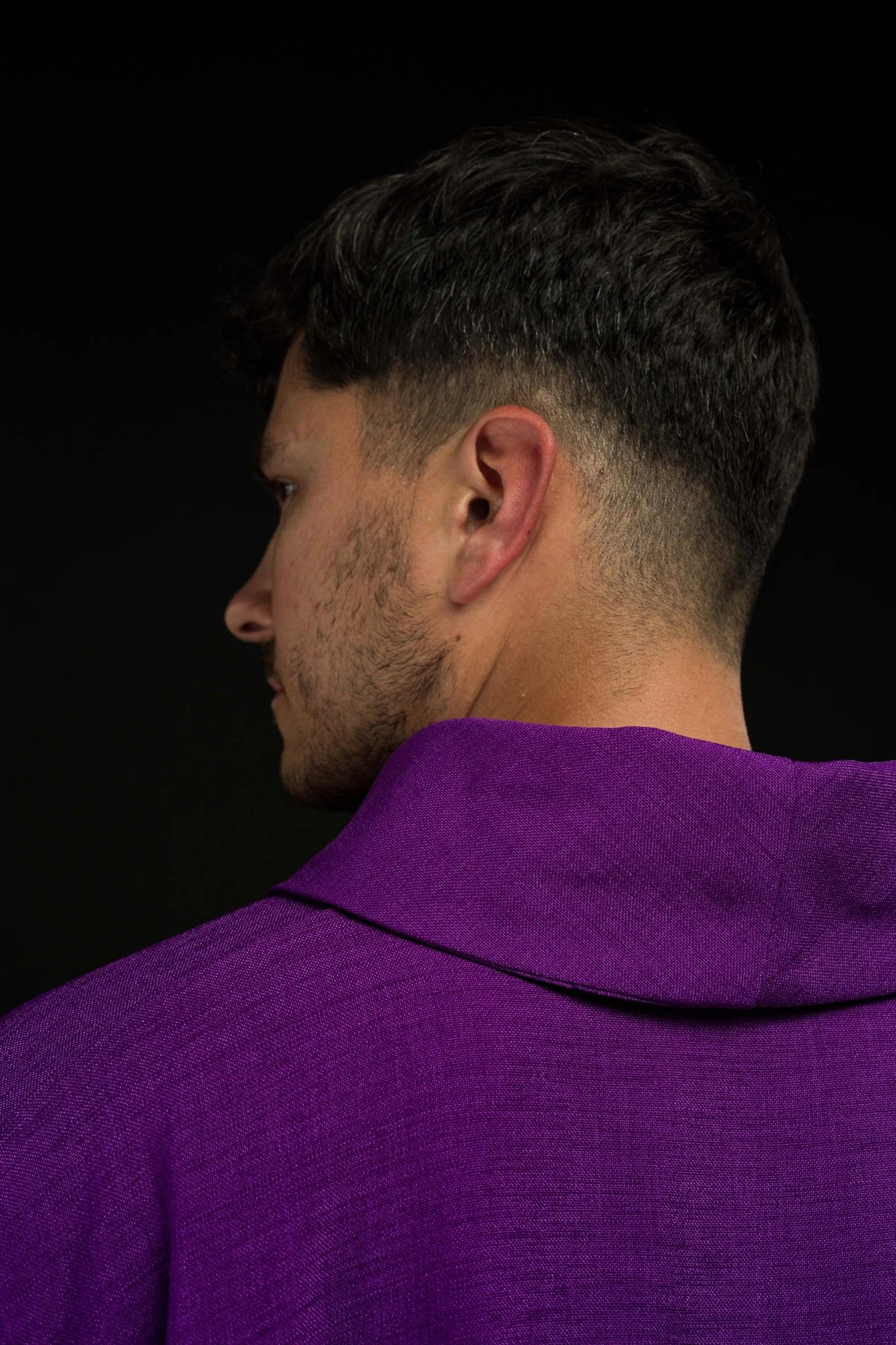 Purple chasuble with embroidered crosses - Image 6