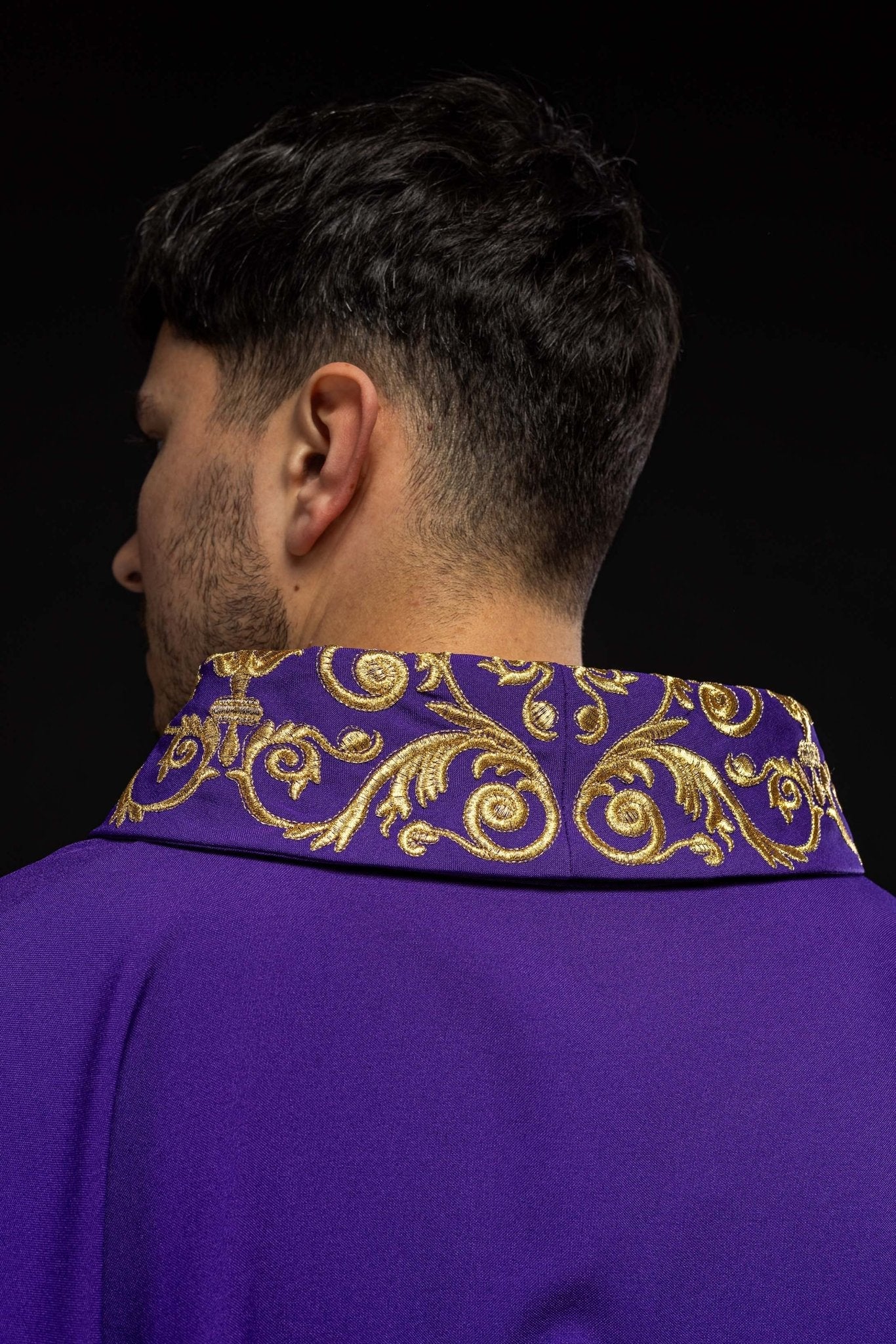 Purple chasuble with IHS embroidery - Image 8