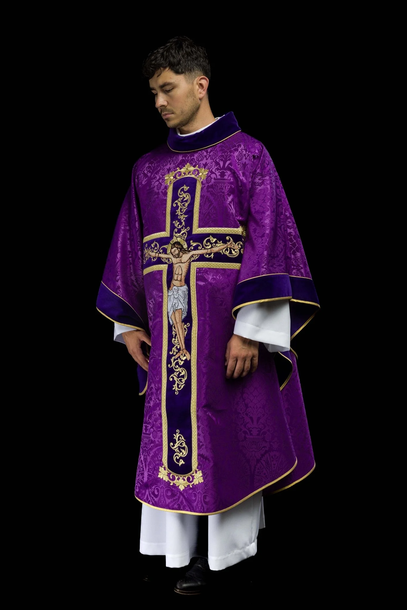 Purple chasuble with Jesus Christ on Cross embroidery - Image 9
