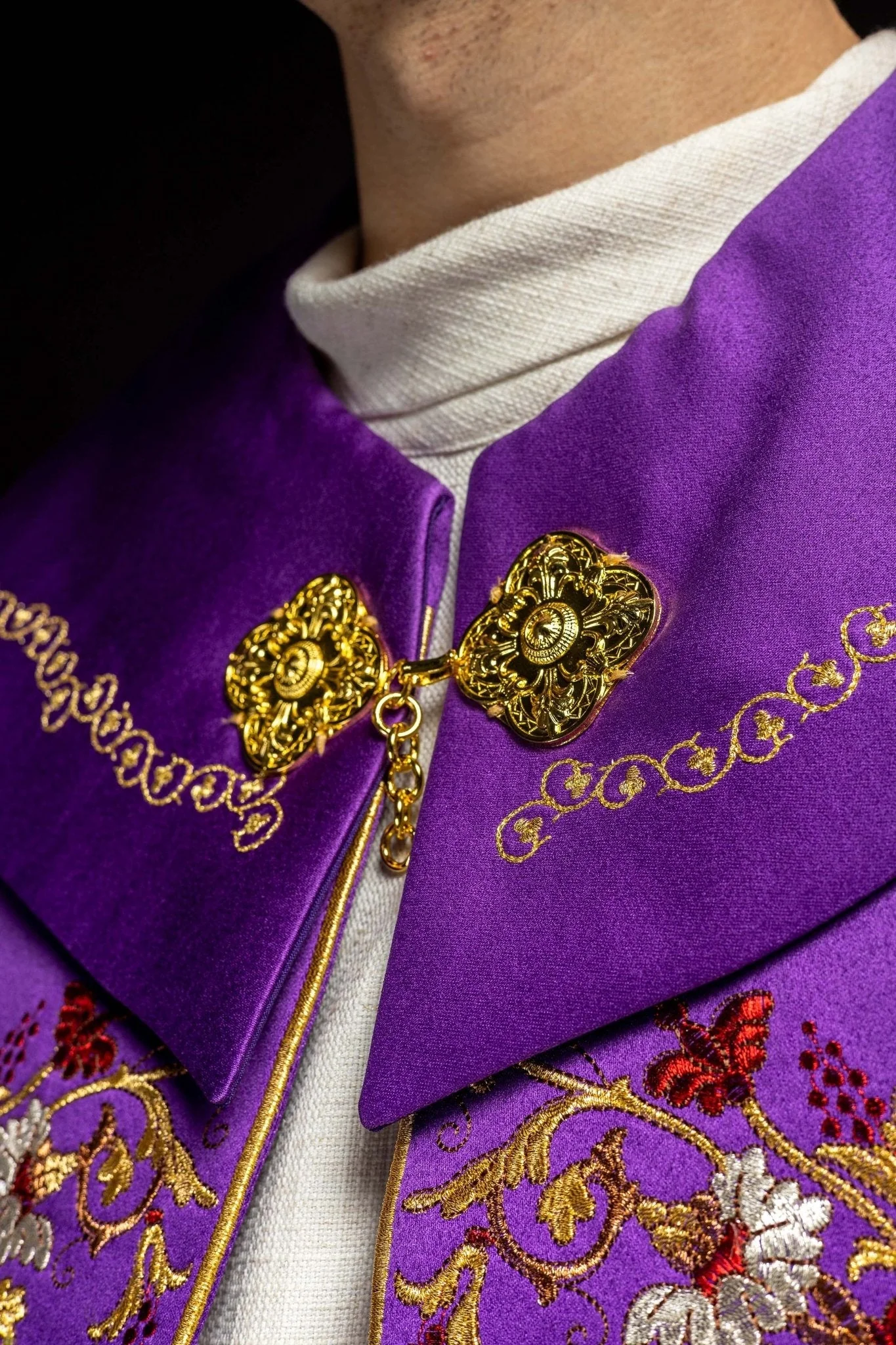 Purple christian cope with gold embroidery and PAX symbol - Image 3