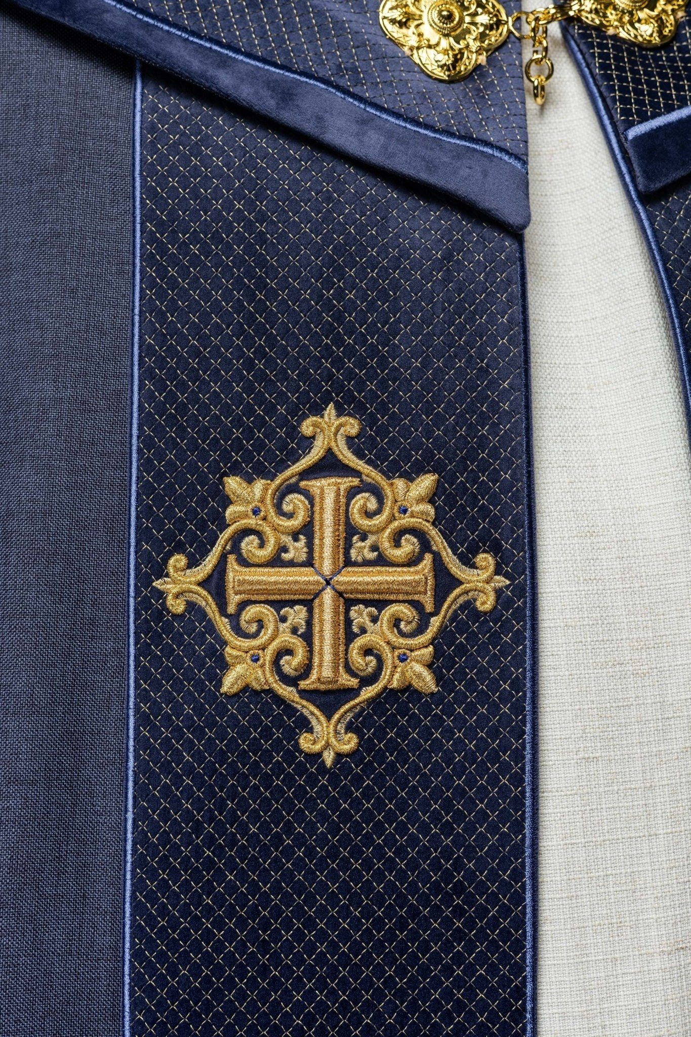Purple cope with a velvet sash and cross embroidery - Image 6